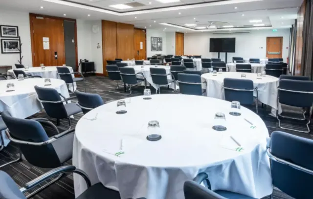 Holiday Inn Gatwick Airport