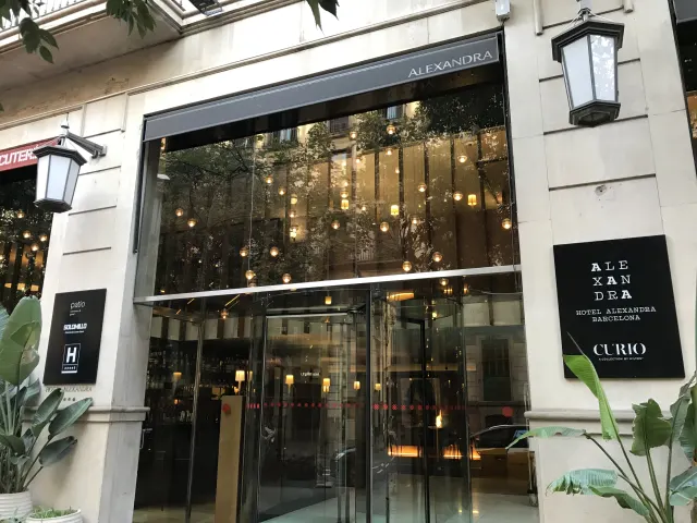 Alexandra Barcelona Hotel, Curio Collection by Hilton