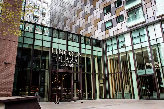 Lincoln Plaza London, Curio Collection by Hilton