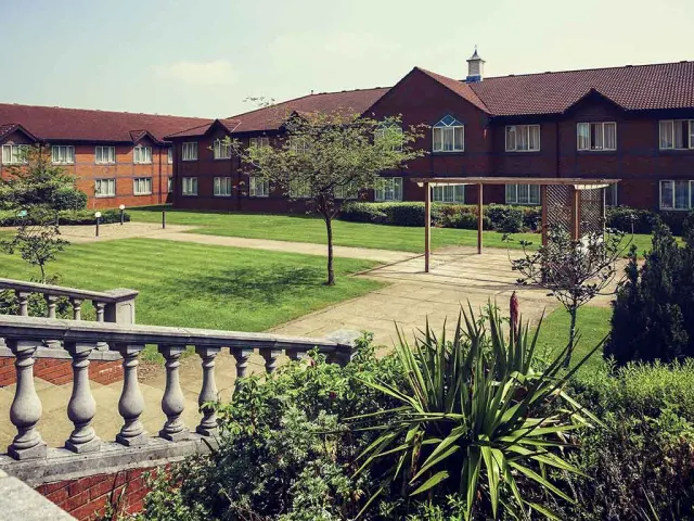 Mercure Daventry Court Hotel