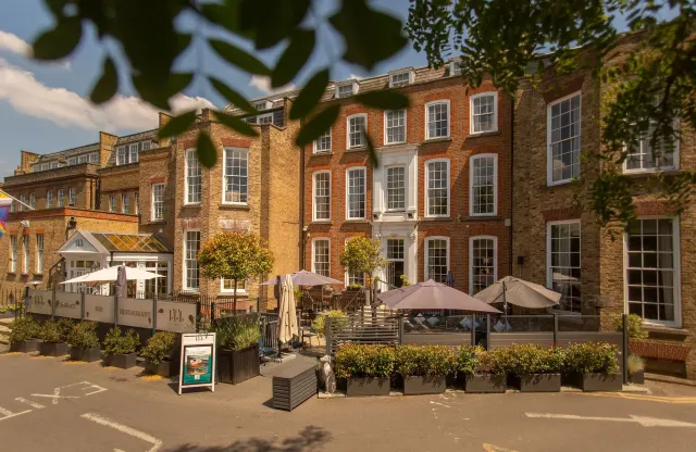 Richmond Hill Hotel