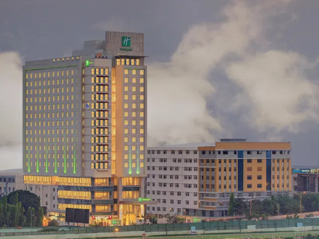 Holiday Inn Bengaluru Racecourse