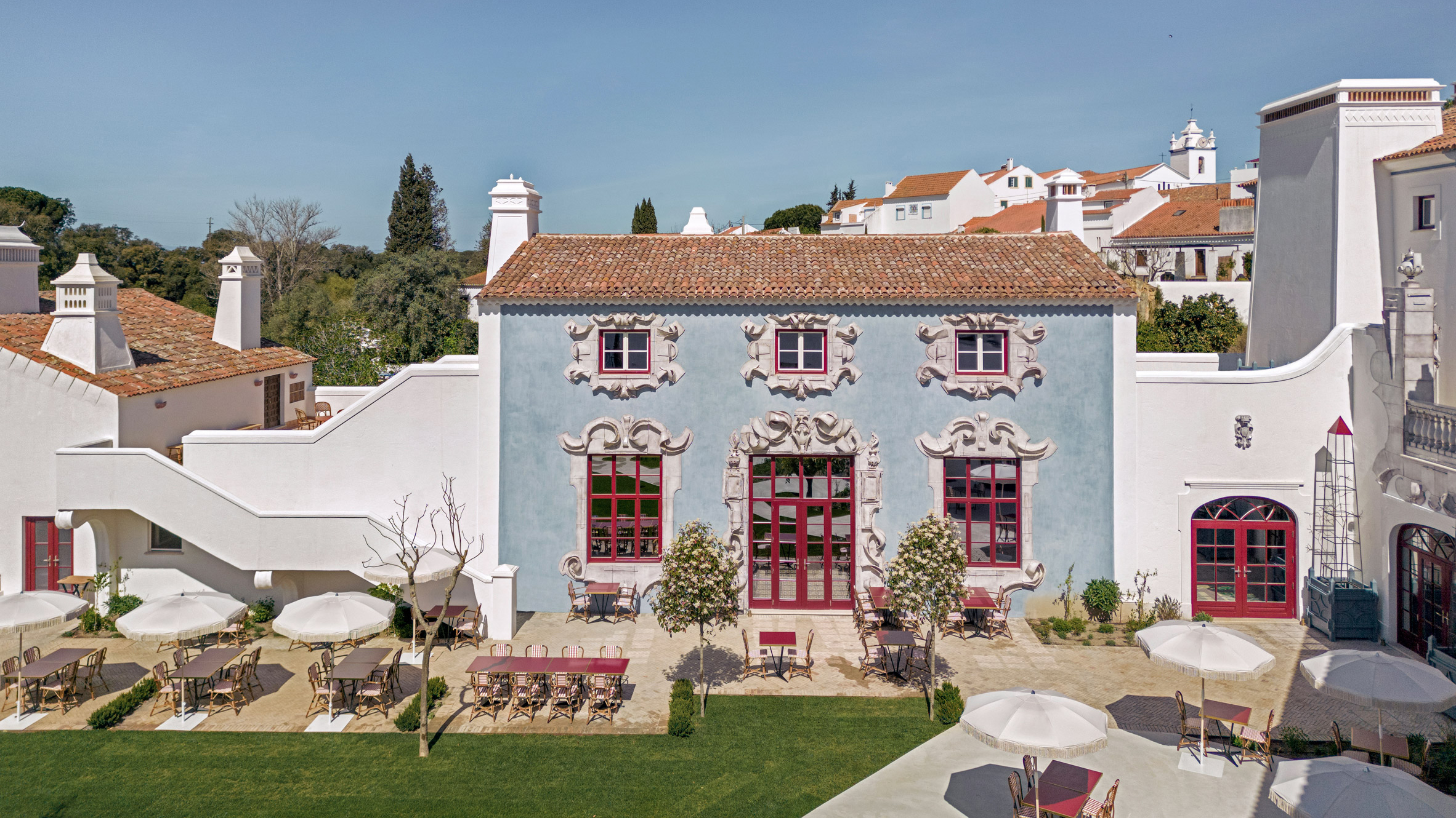 Vermelho Hotel by Christian Louboutin