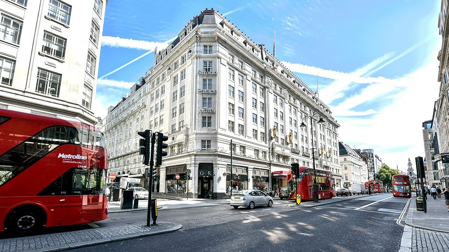 Strand Palace Hotel