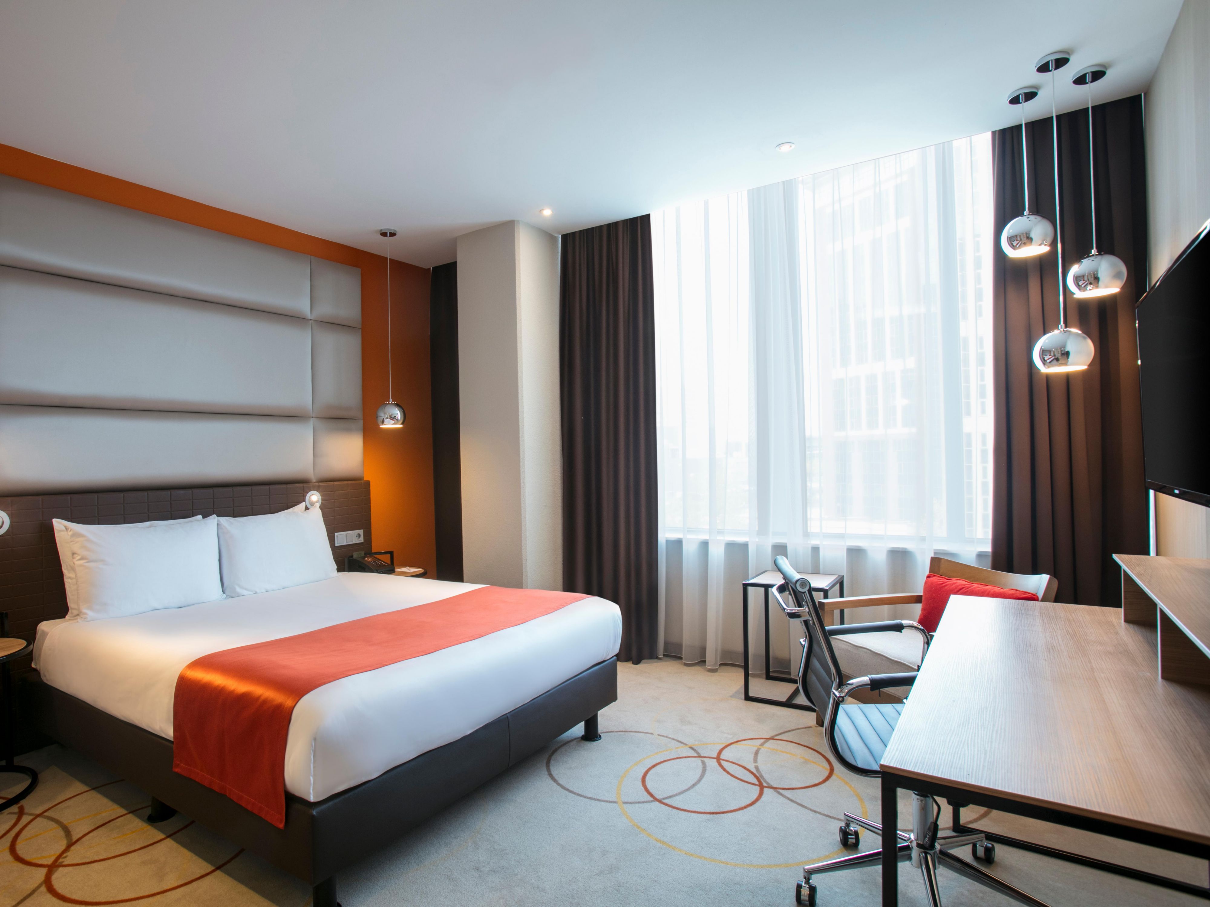 Holiday Inn & Holiday Inn Express Amsterdam Arena Towers