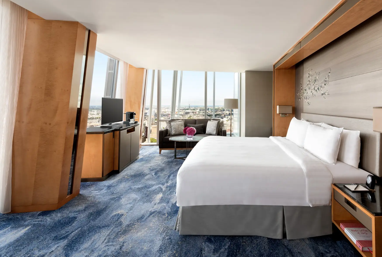 Shangri-La at The Shard, Bedroom