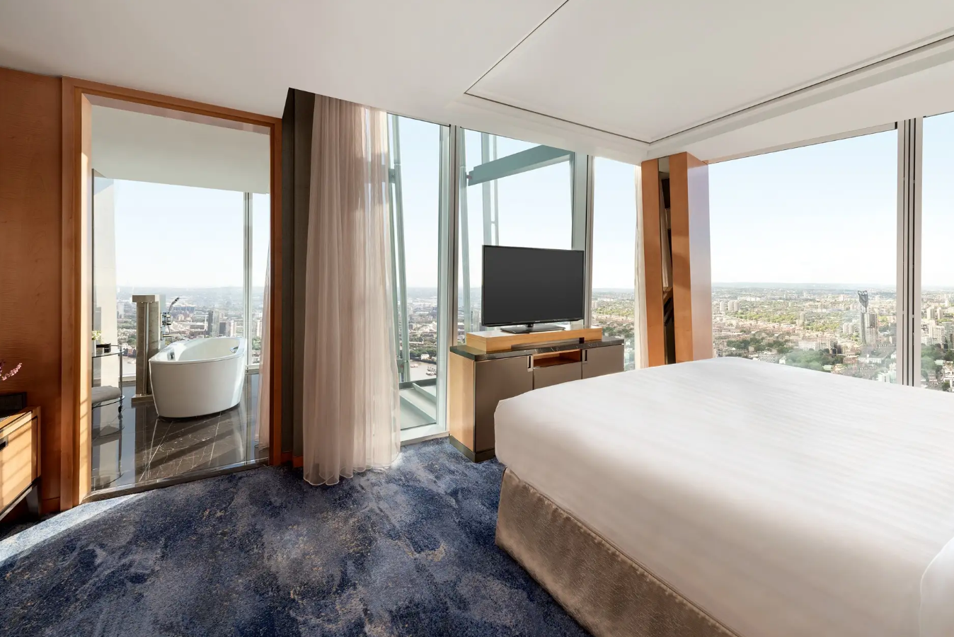 Shangri-La at The Shard, Bedroom