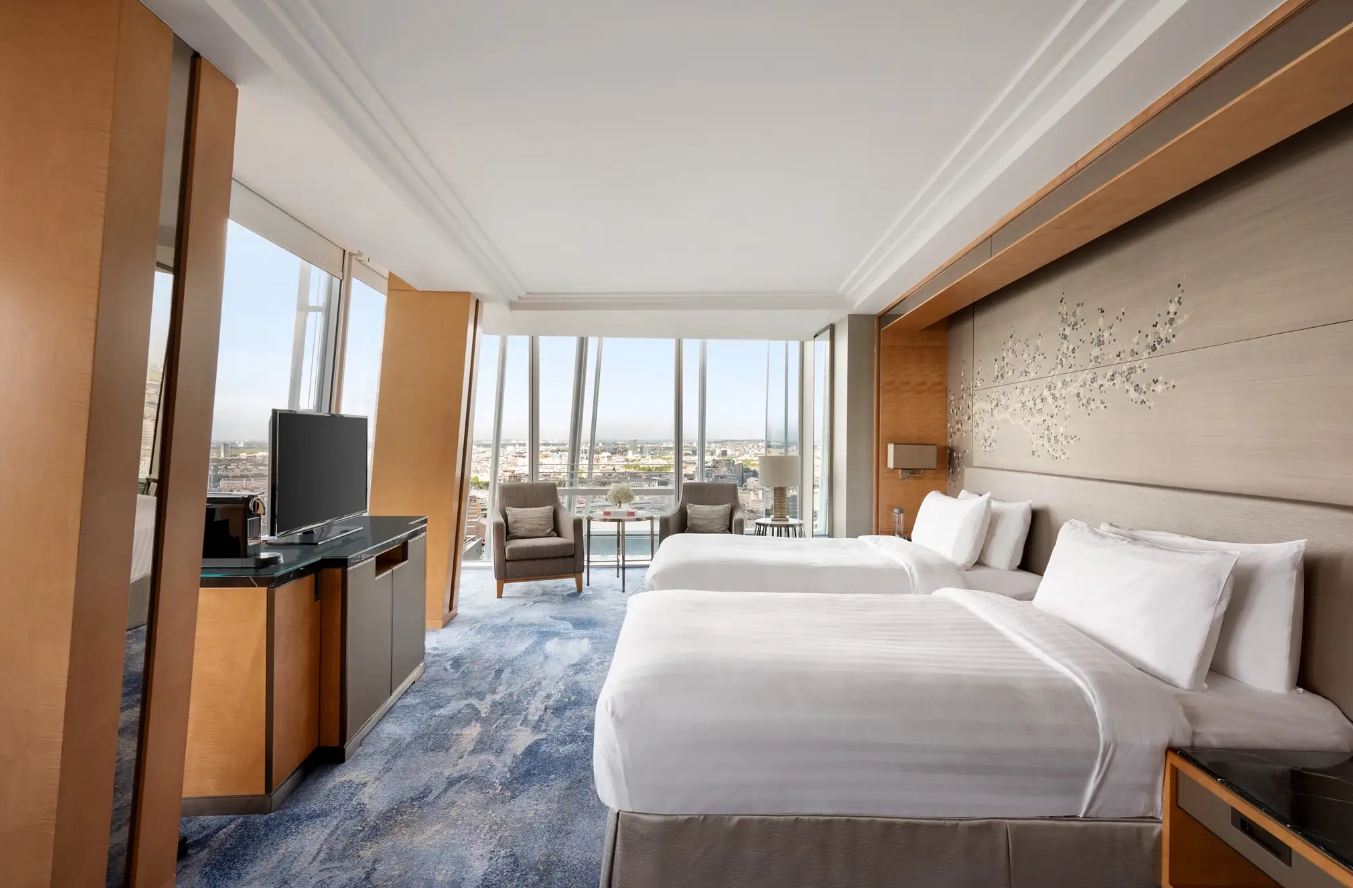 Shangri-La at The Shard, Bedroom