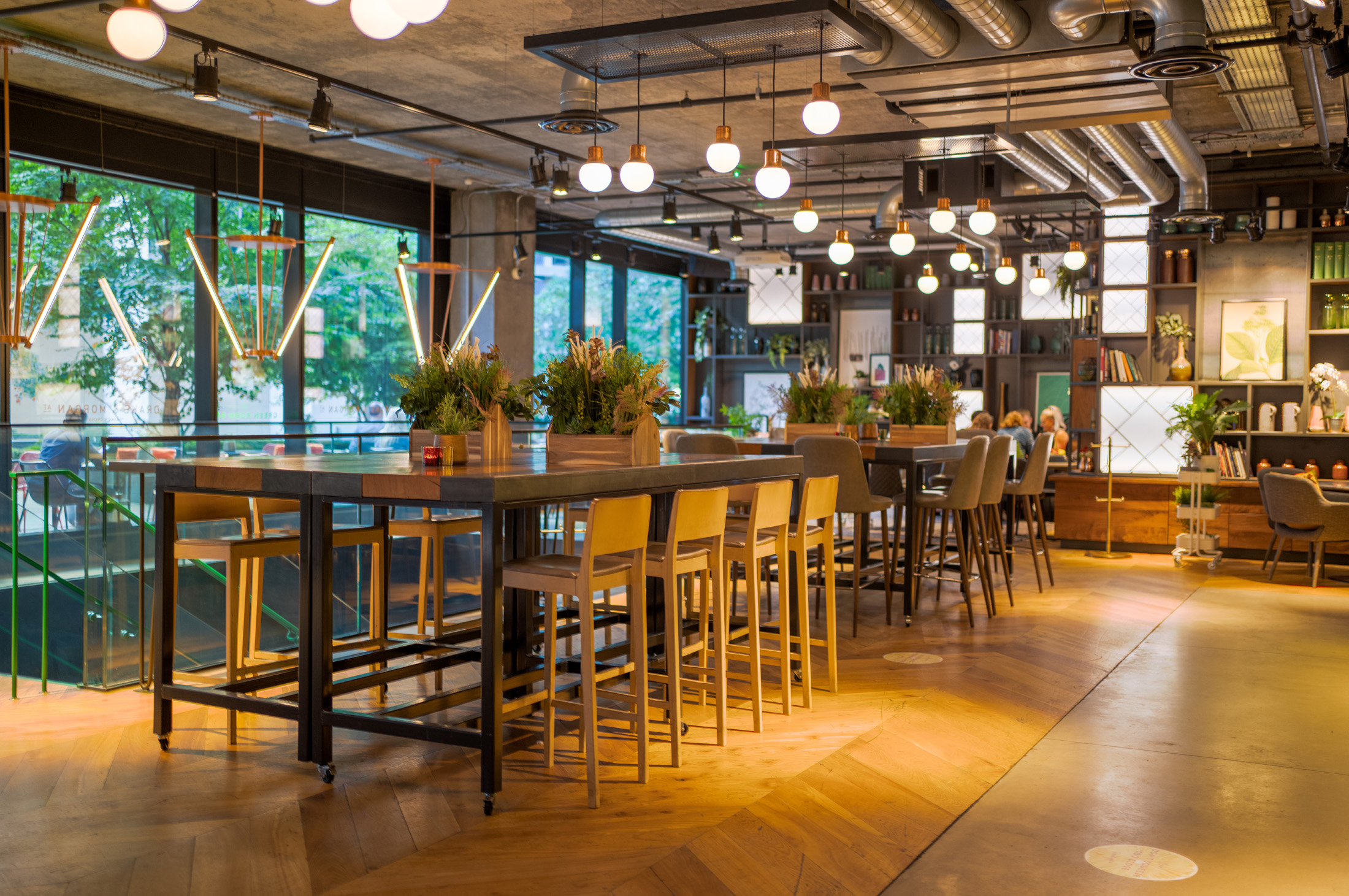 Drake & Morgan at King's Cross, Dining / restaurant