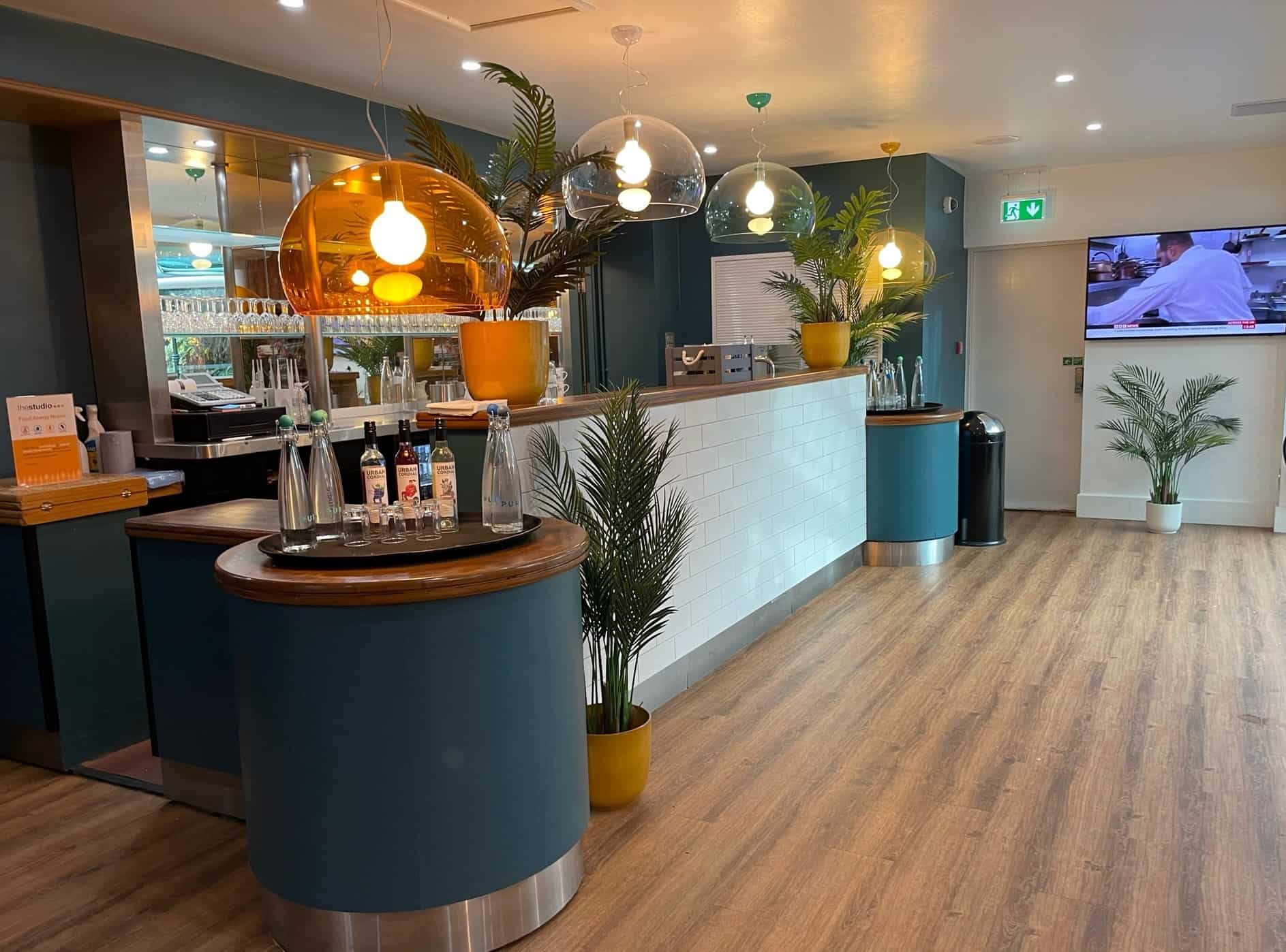 The Studio Glasgow, Bar