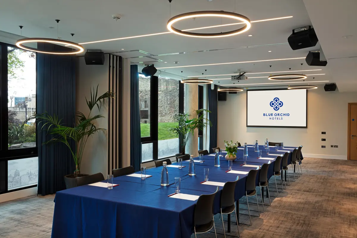 Tower Suites by Blue Orchid Hospitality, Thames Suite
