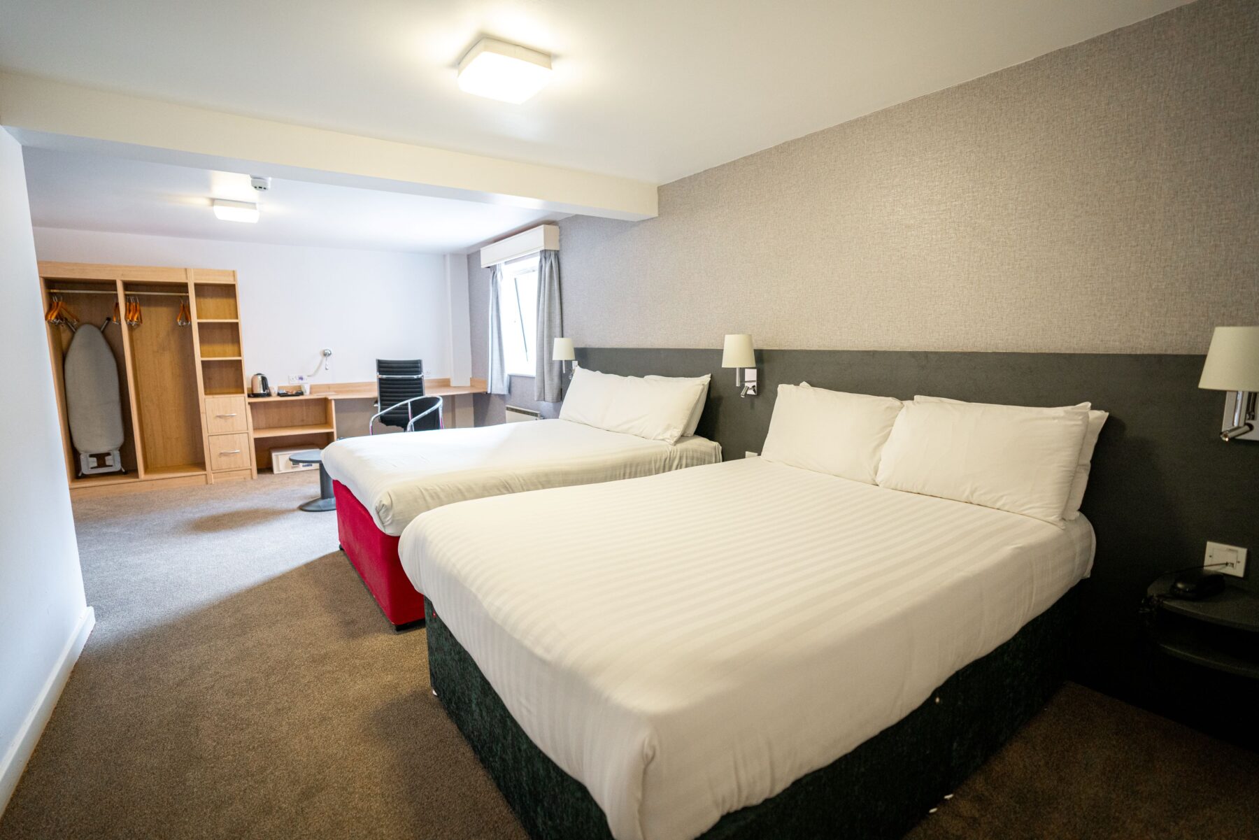 Pendulum Hotel, Bedroom