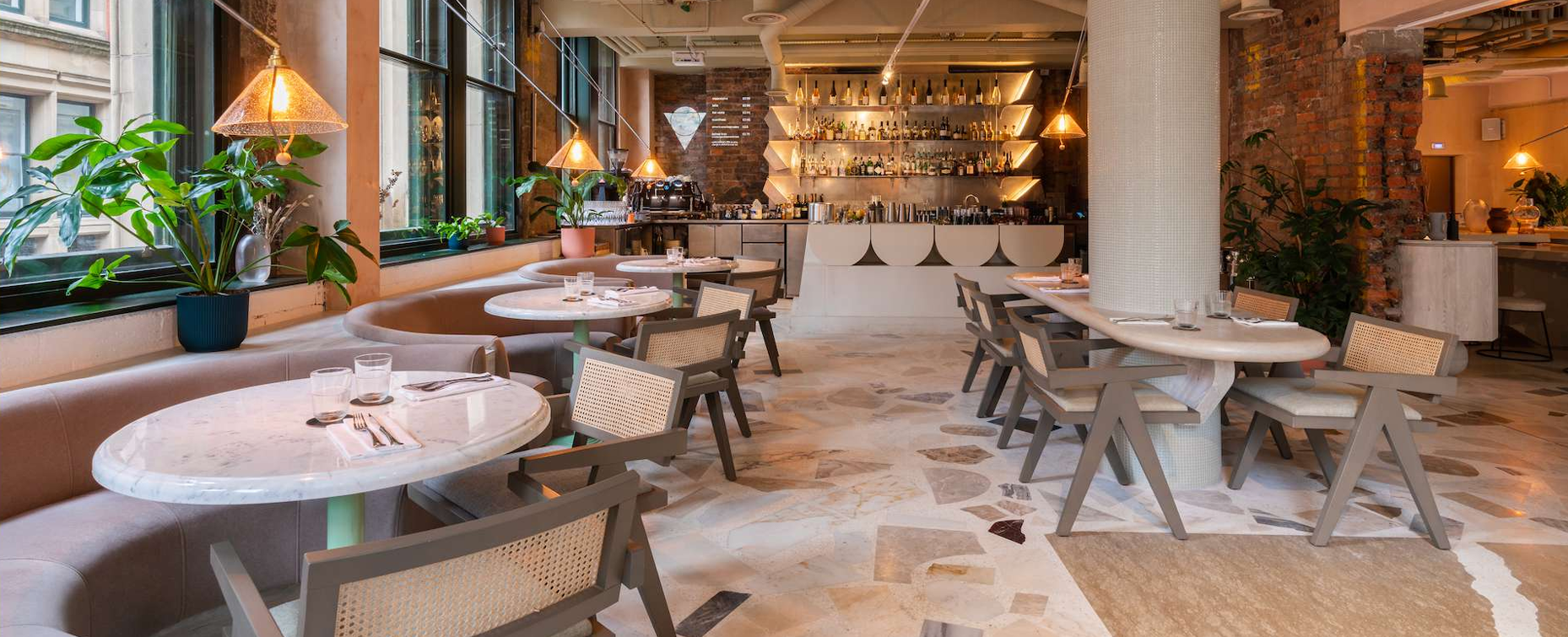 The Alan Hotel, Dining / restaurant