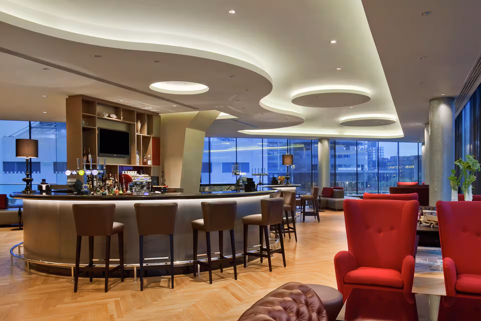 Hilton London Wembley, Dining / restaurant