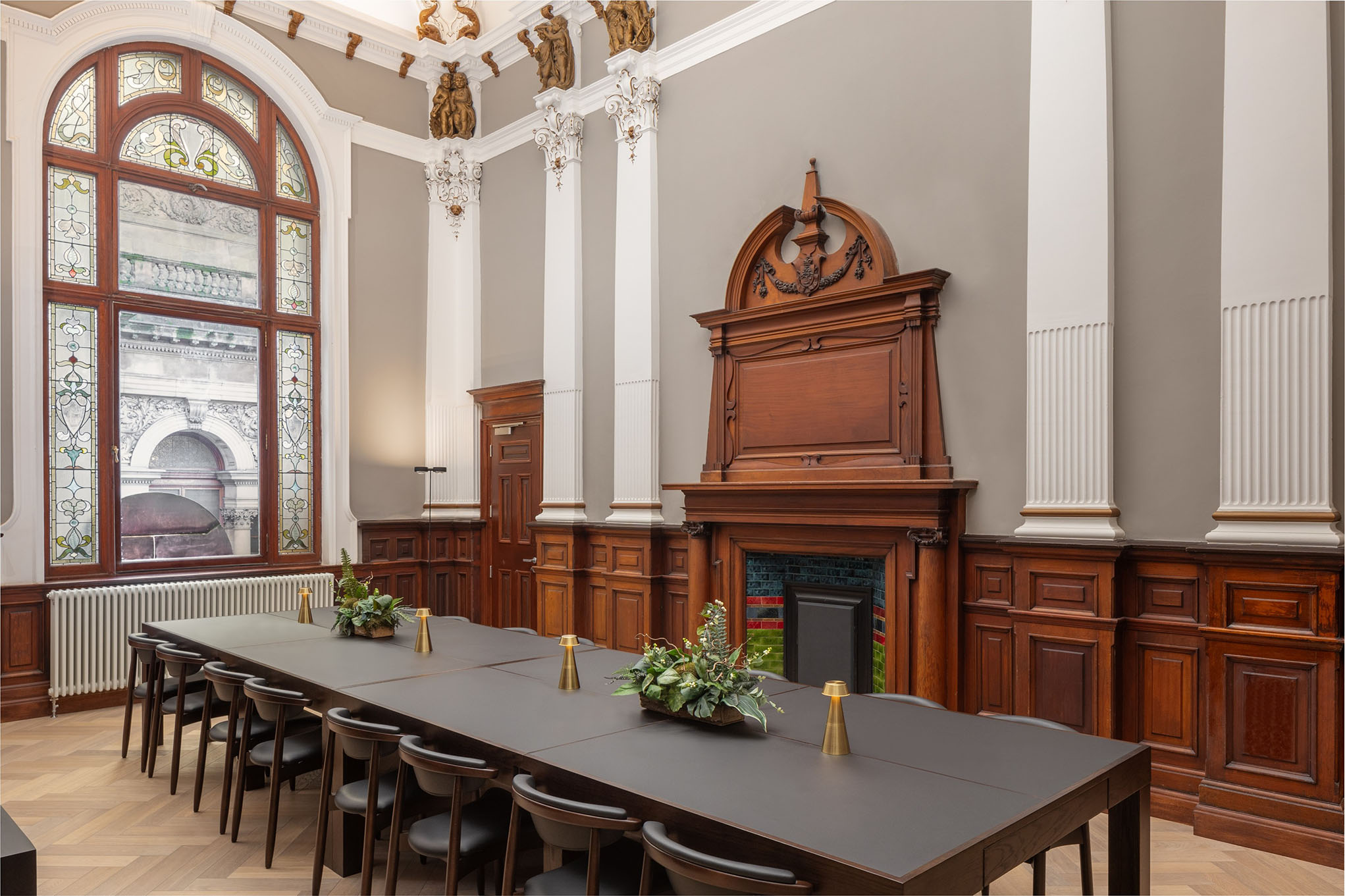 AC Hotel Glasgow & The Collector's Hall