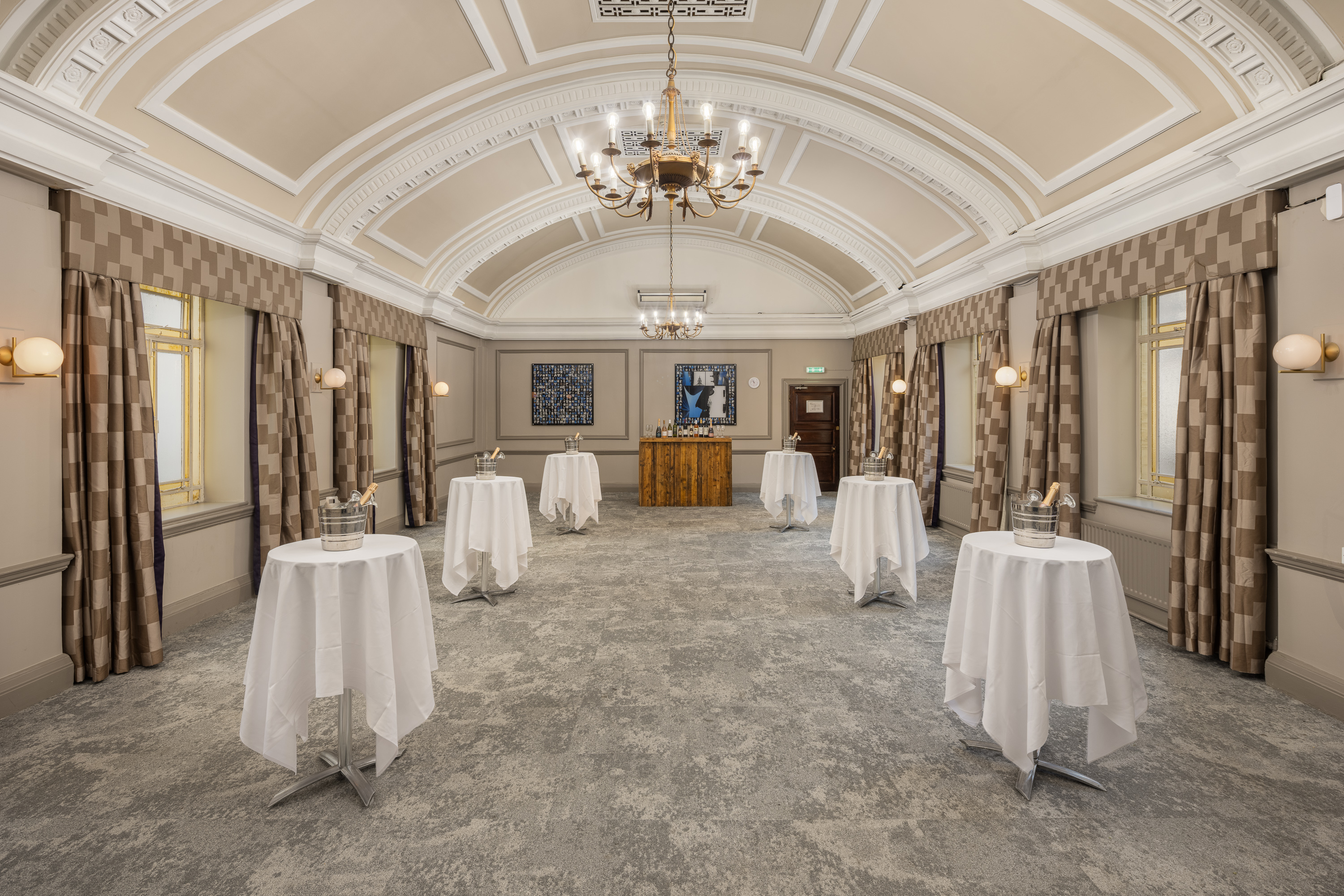 De Vere Grand Connaught Rooms, Ampthill