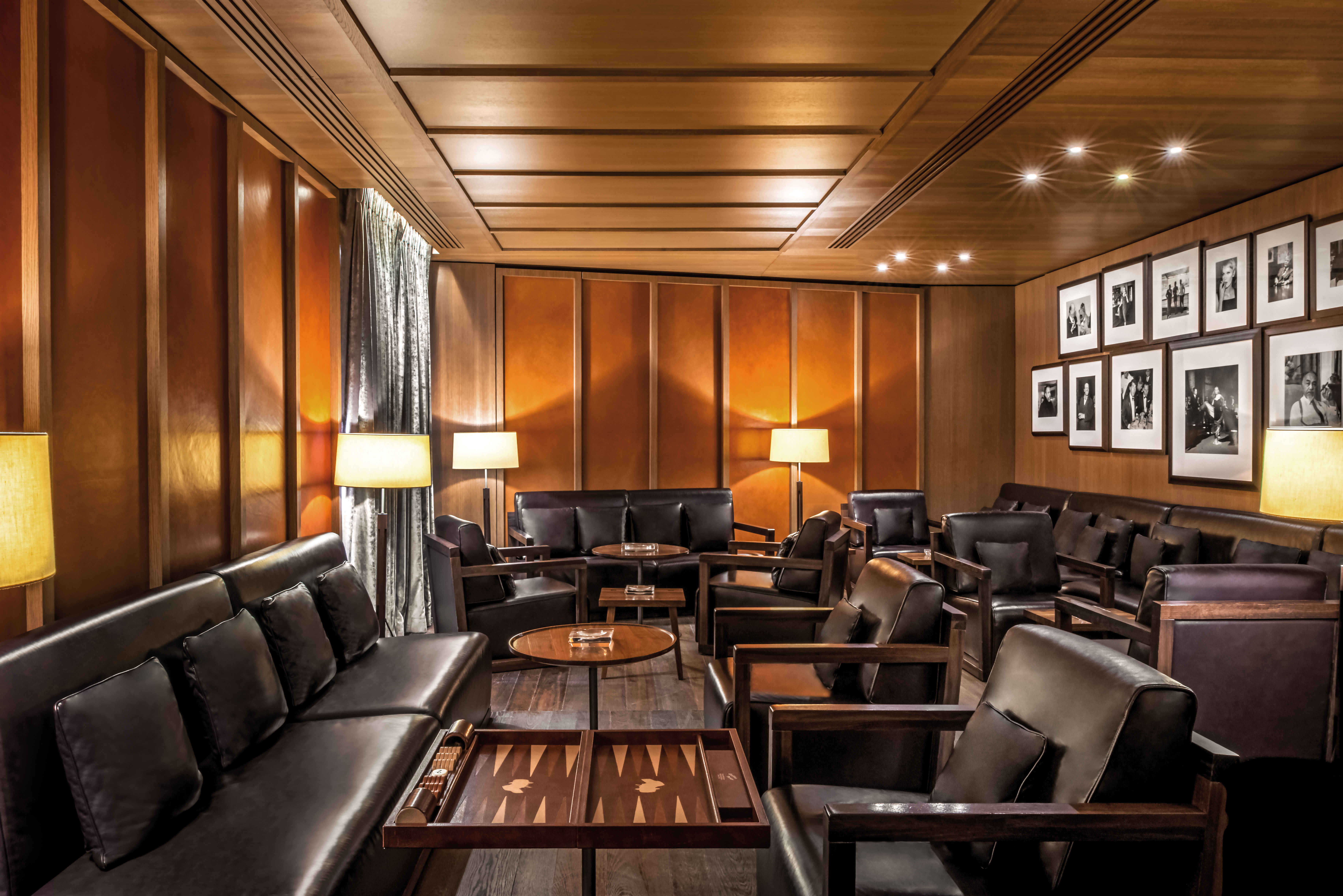 Bulgari Hotel, Bar