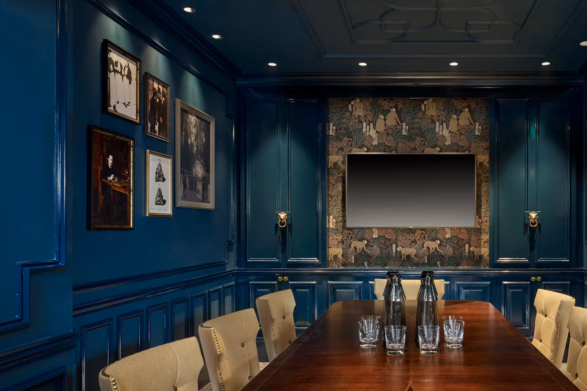 100 Queen's Gate Hotel London, Curio Collection by Hilton