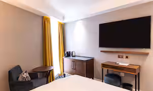 100 Queen's Gate Hotel London, Curio Collection by Hilton