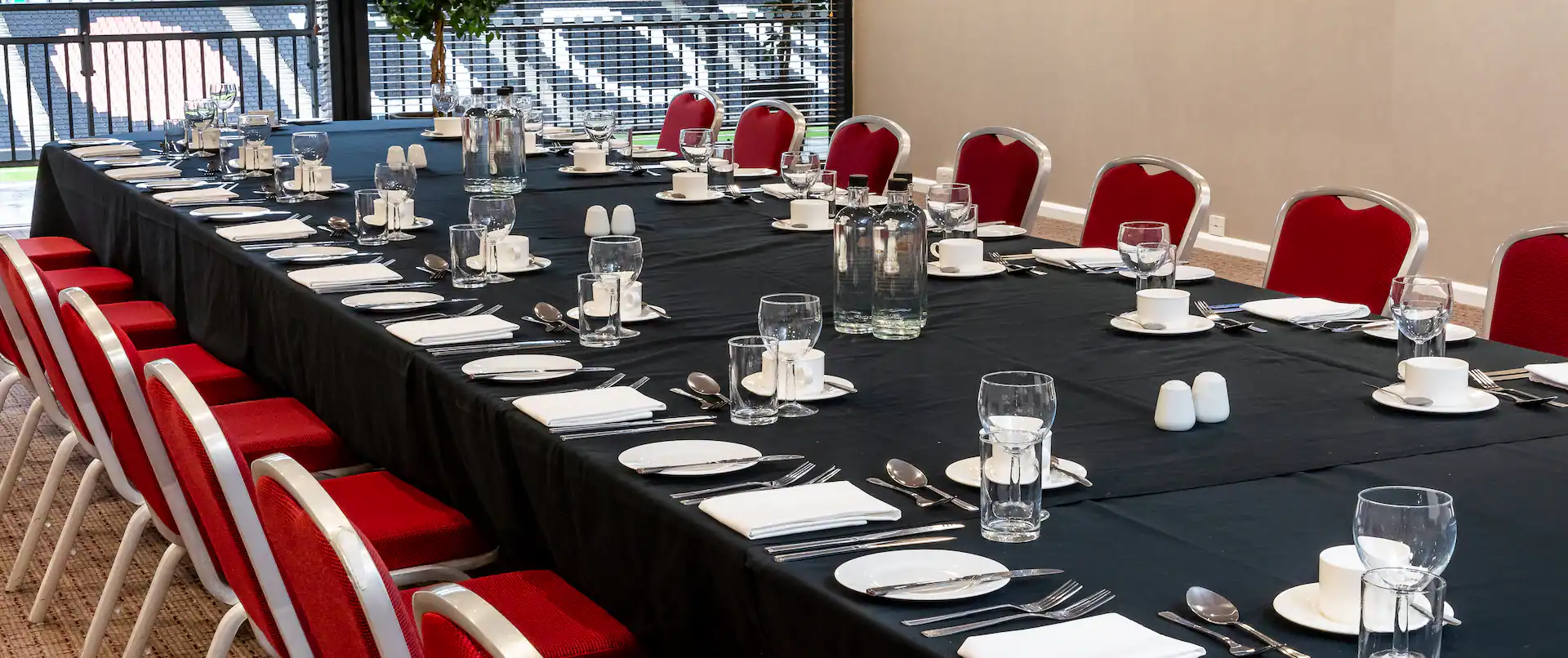 DoubleTree by Hilton Milton Keynes, Analysis