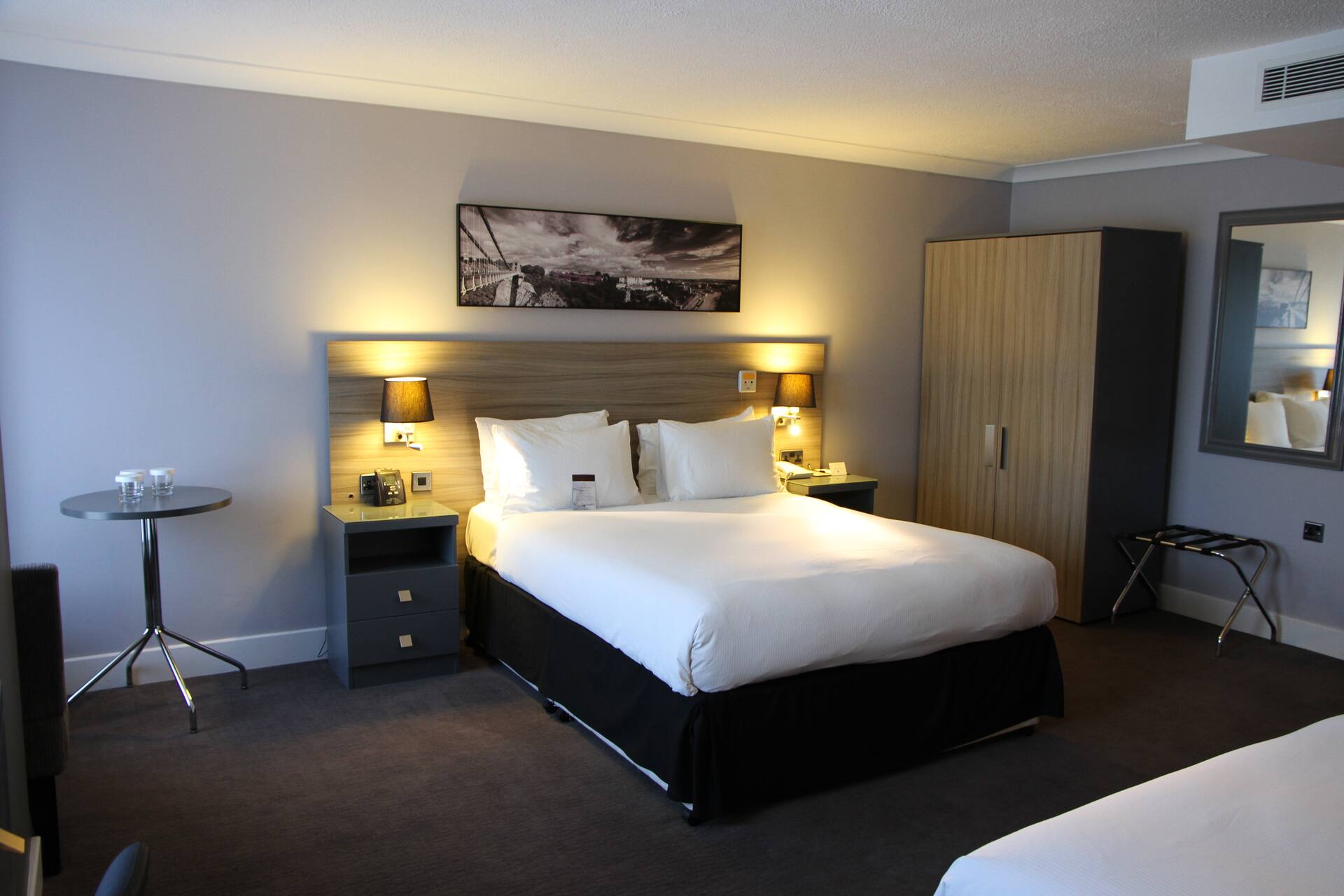 DoubleTree by Hilton Bristol City Centre, Bedroom