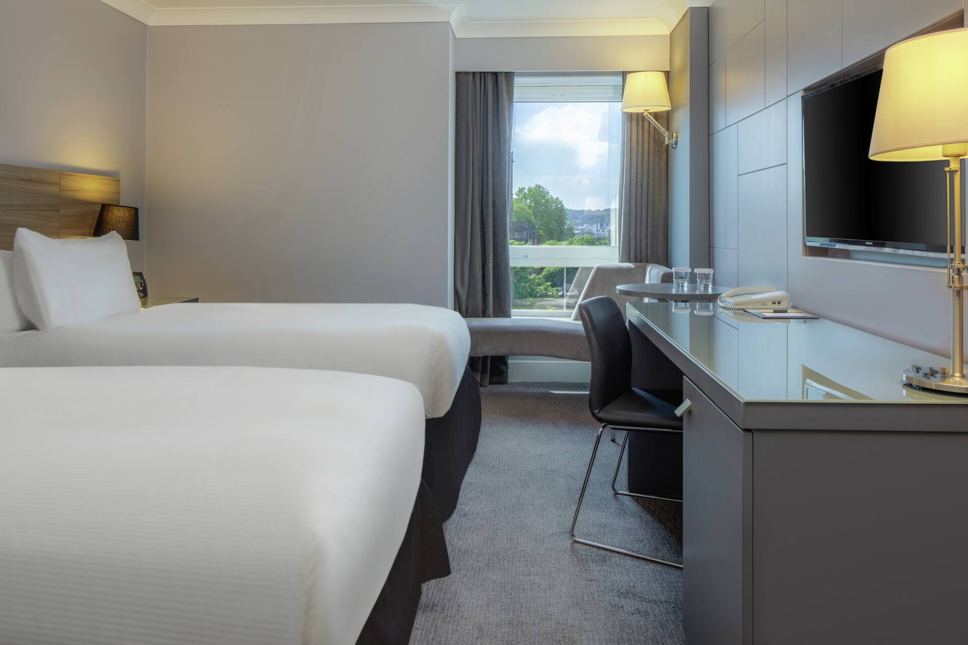 DoubleTree by Hilton Bristol City Centre, Bedroom