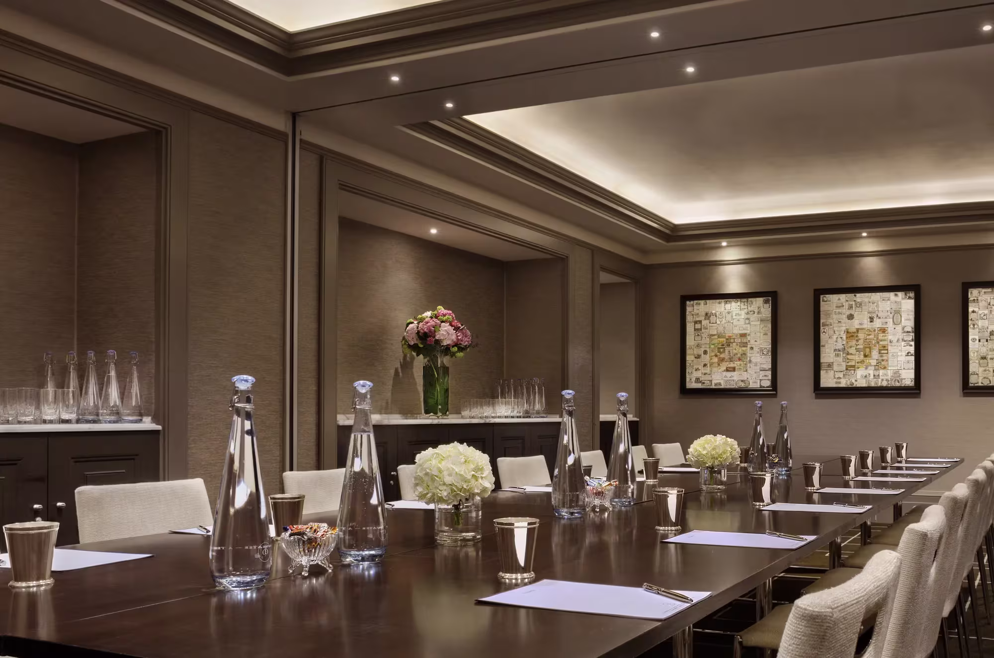Rosewood London, Meeting room