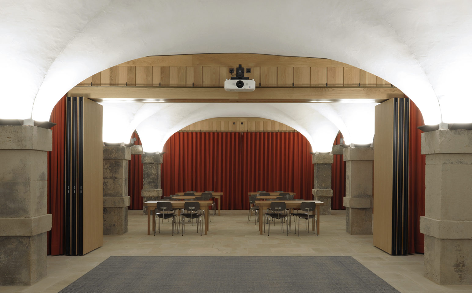 Christ Church Spitalfields, The Crypt