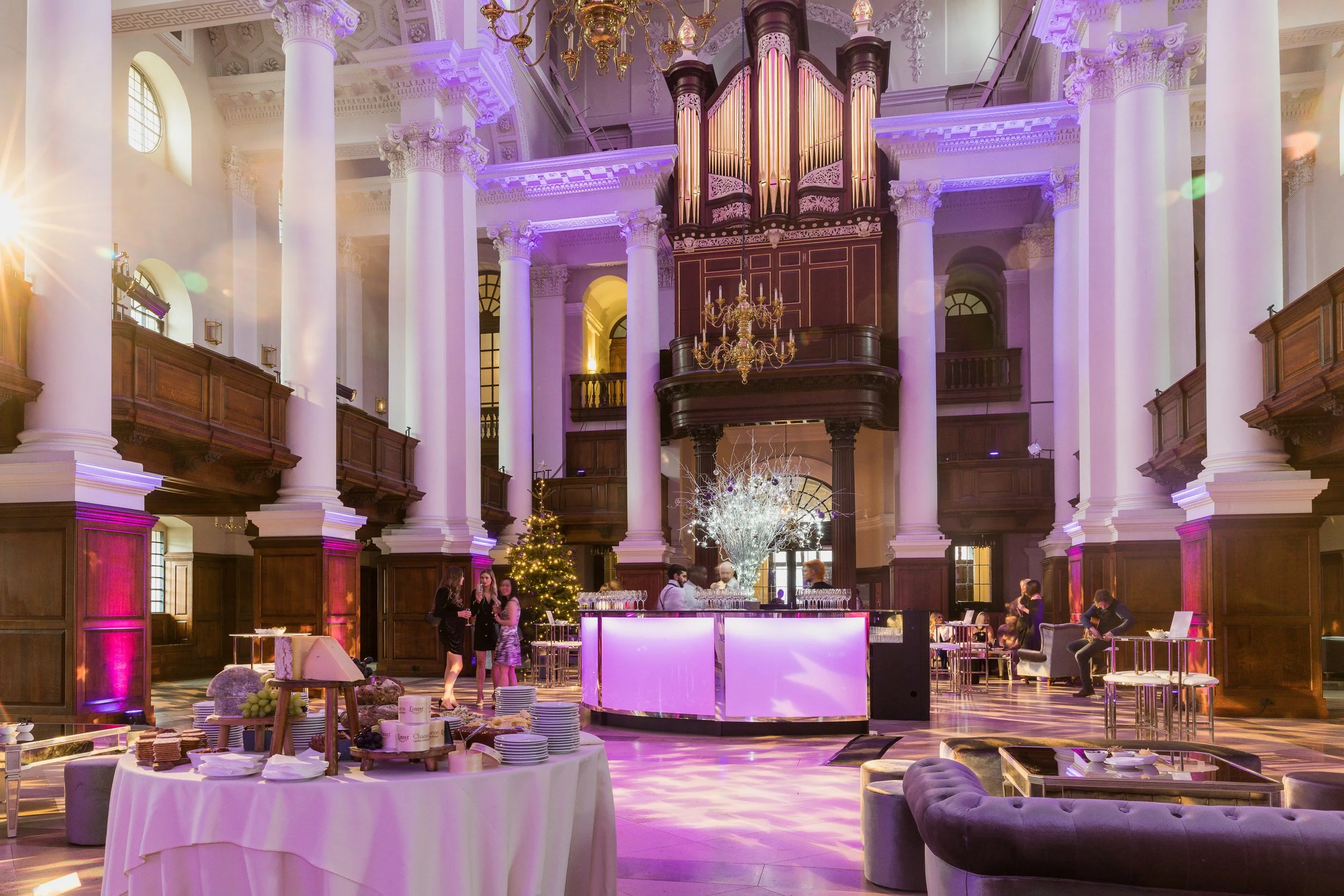 Christ Church Spitalfields, The Nave