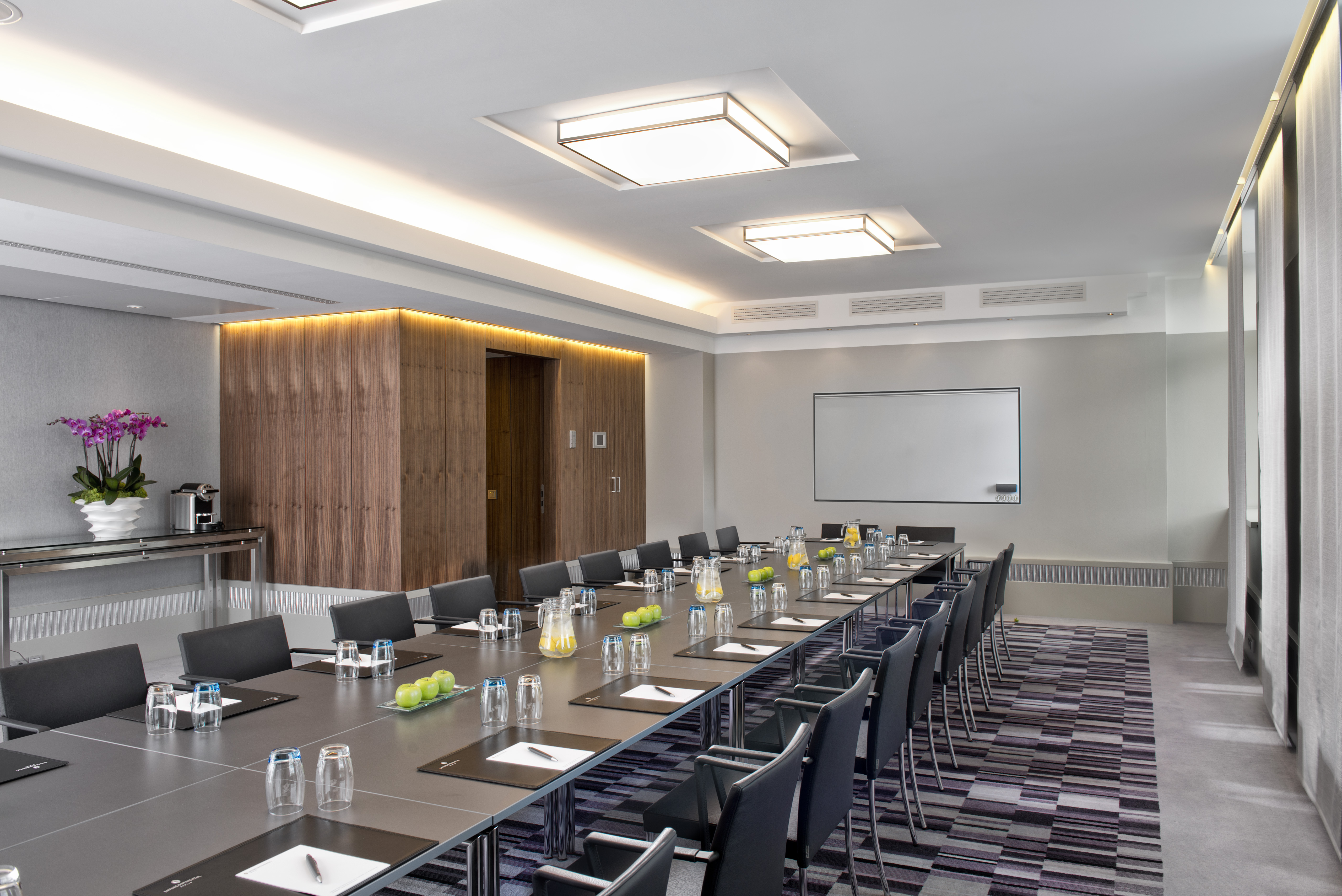 InterContinental Berlin, Chess