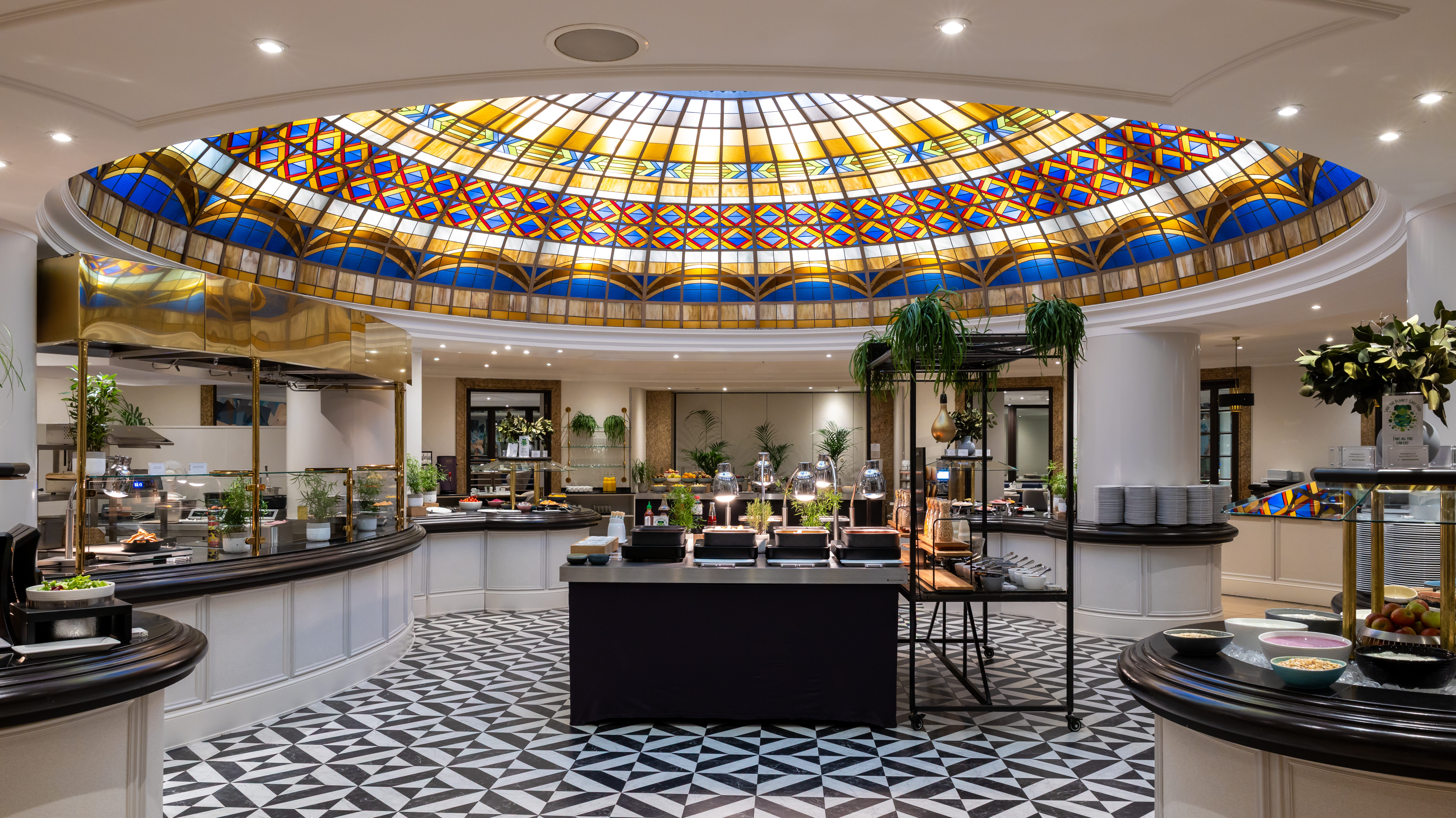 InterContinental Berlin, Dining / restaurant