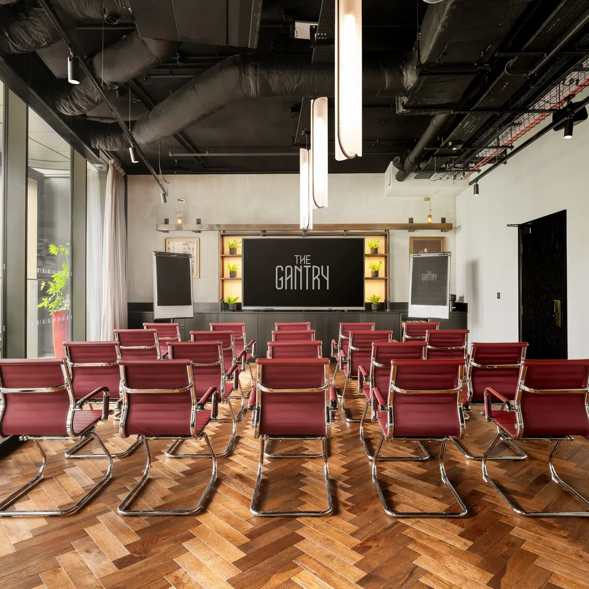 The Gantry London - Curio Collection by Hilton, Meeting room