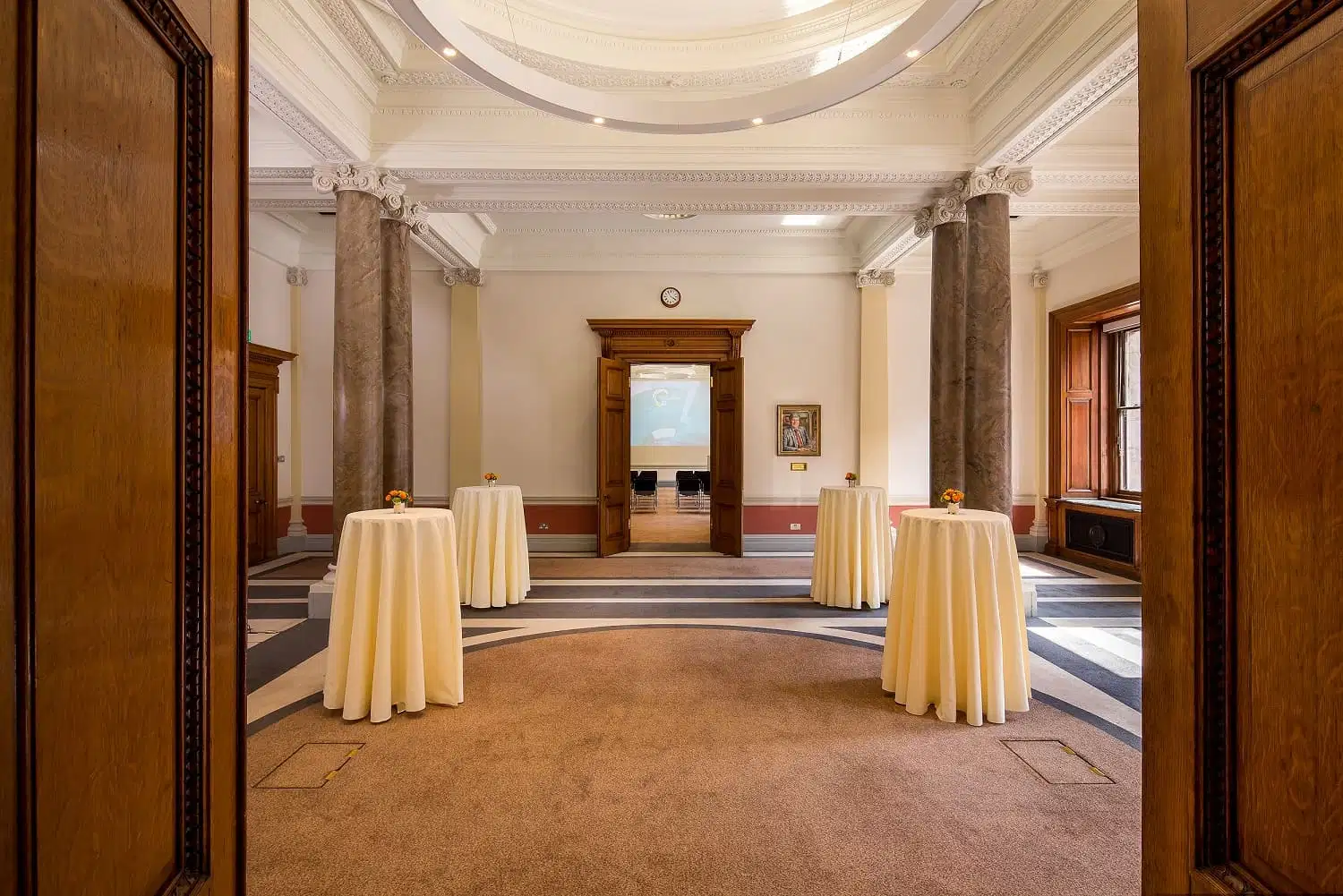 The Royal Society of Chemistry at Burlington House, Fish