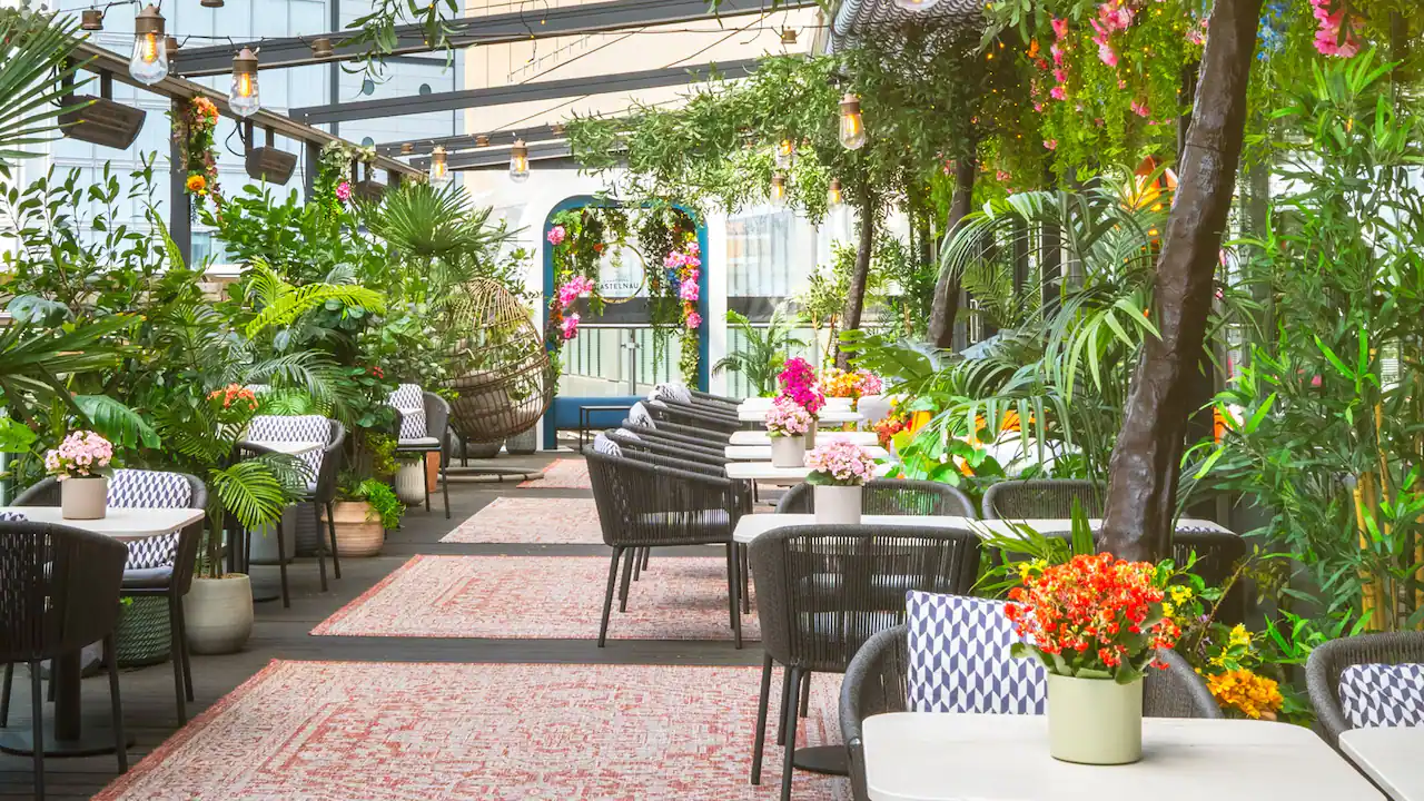 Hyatt Regency London Stratford & Hyatt House London Stratford, Grounds / outdoor space
