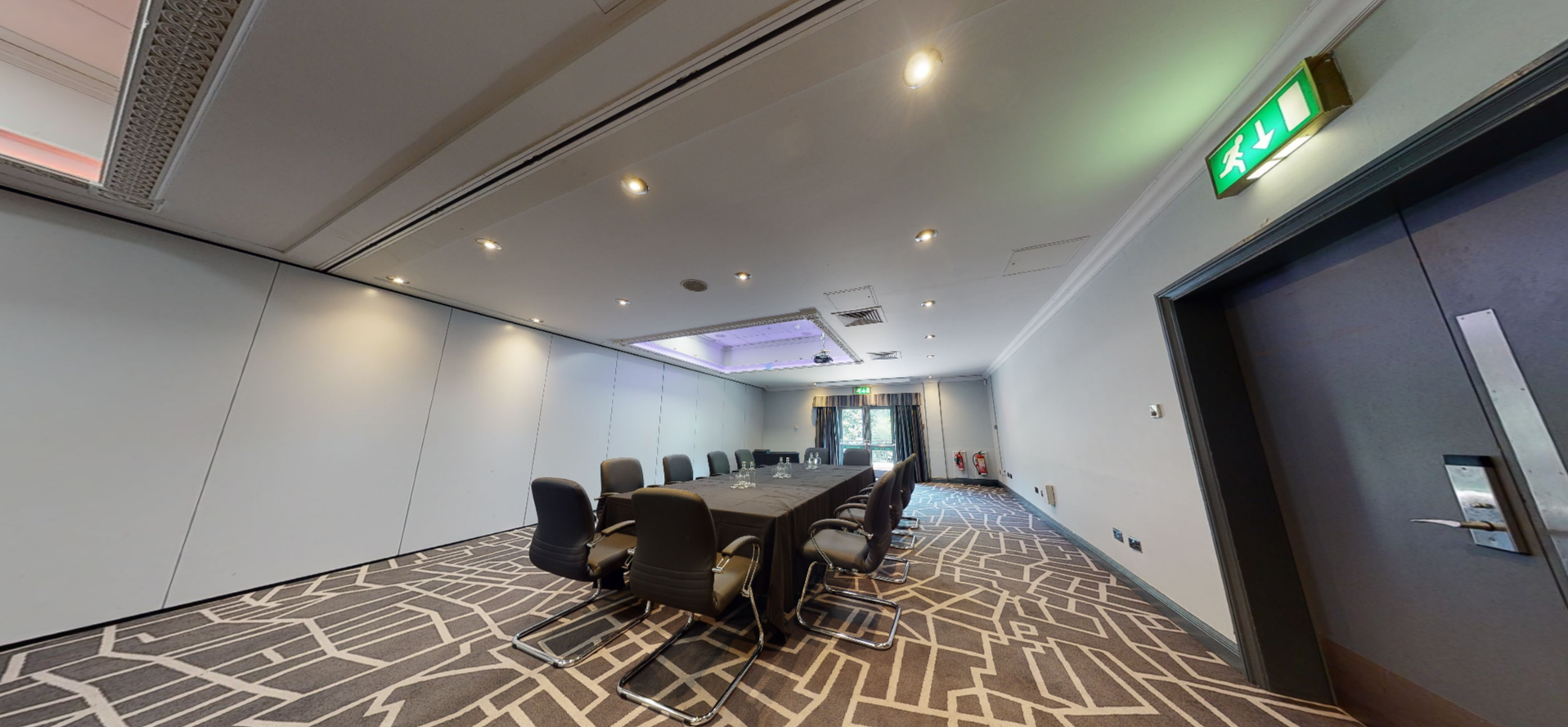 Village Coventry, Meeting room
