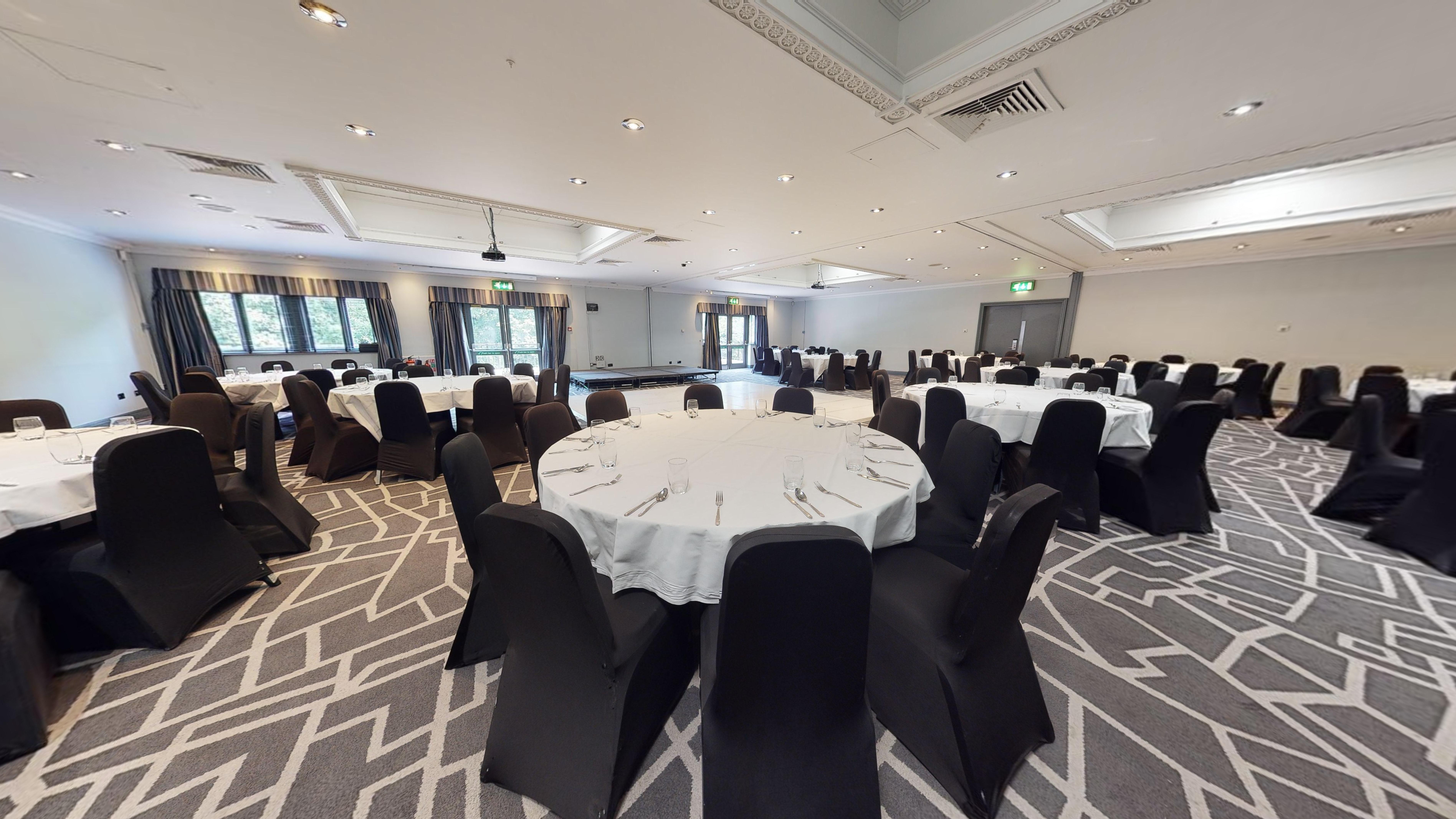 Village Coventry, Meeting room