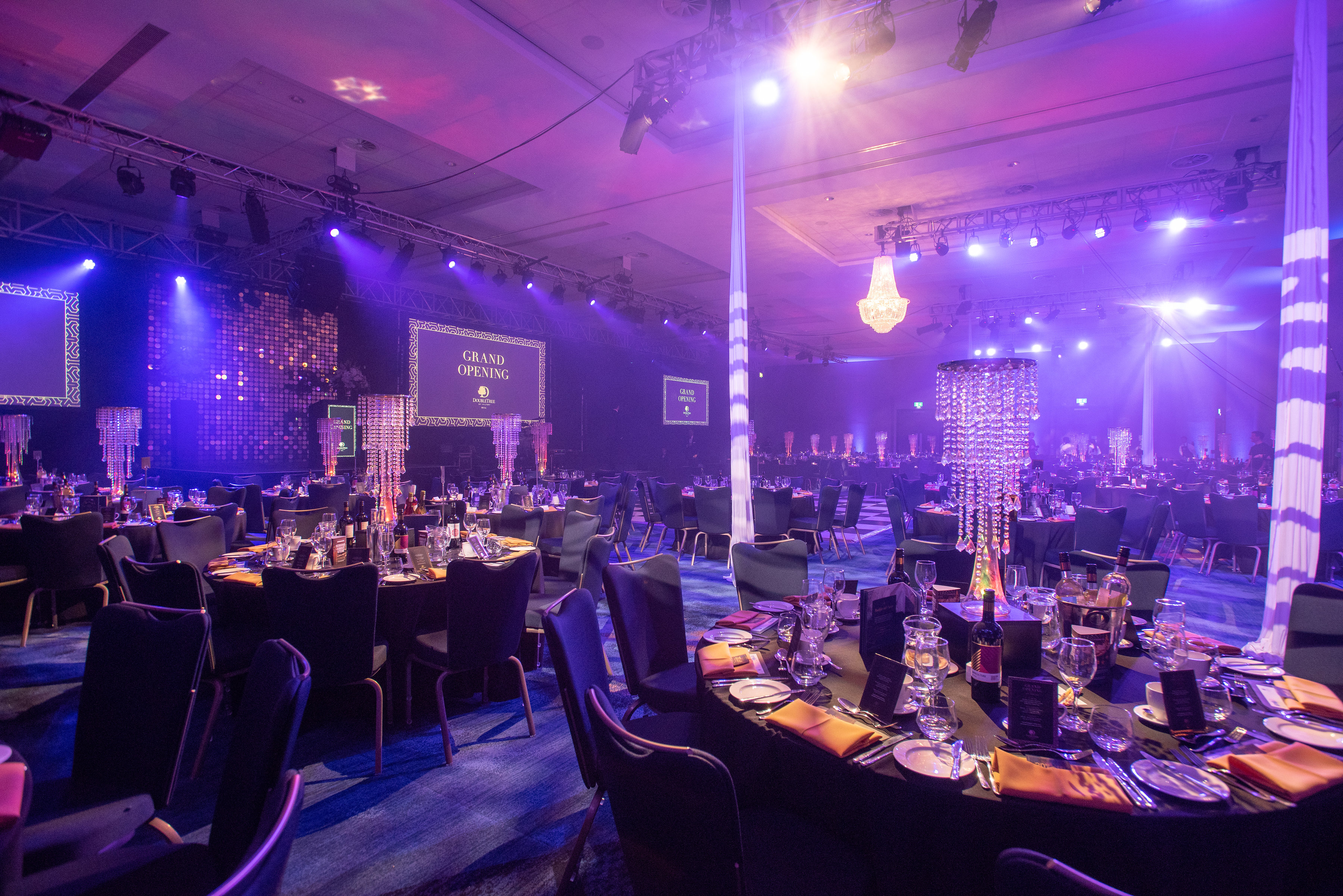 DoubleTree by Hilton Hull