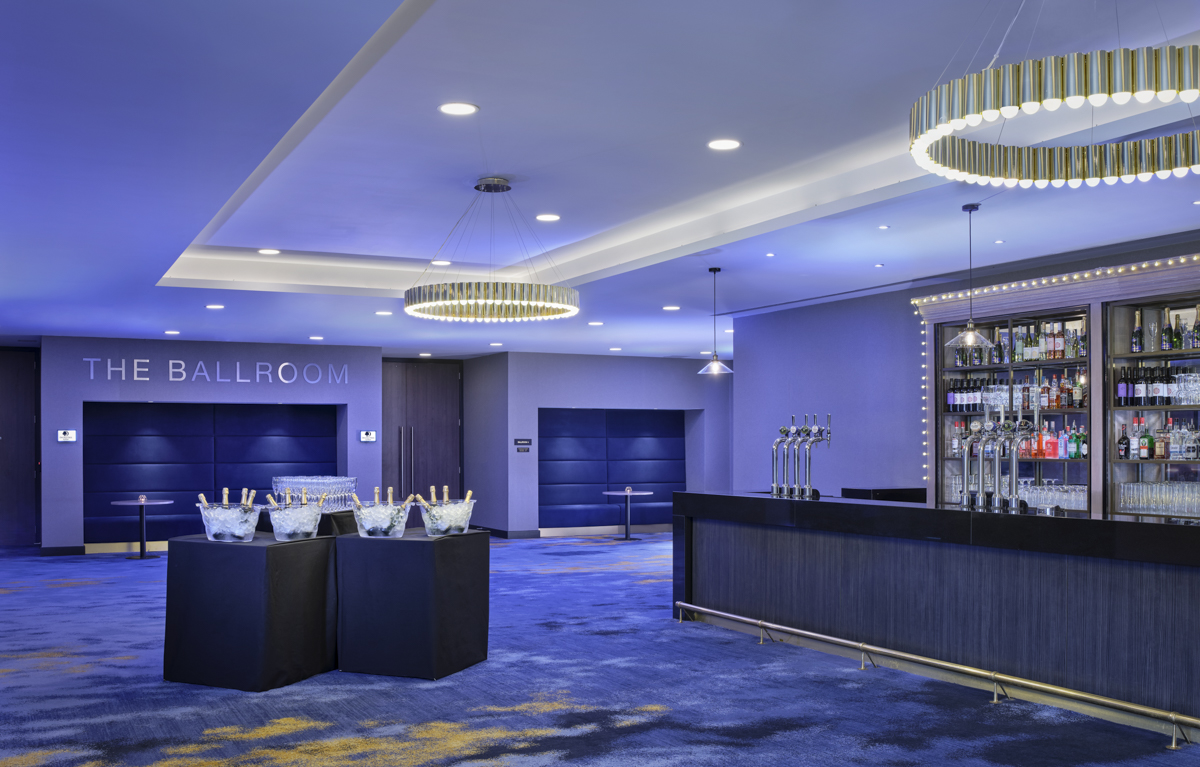 DoubleTree by Hilton Hull