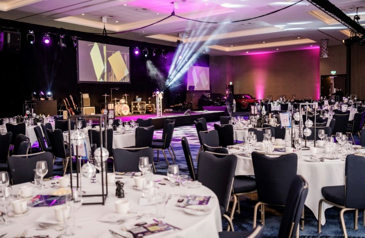 DoubleTree by Hilton Hull