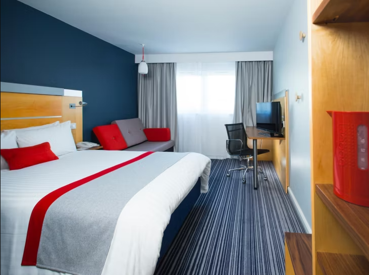 Holiday Inn Express London- Epsom Downs
