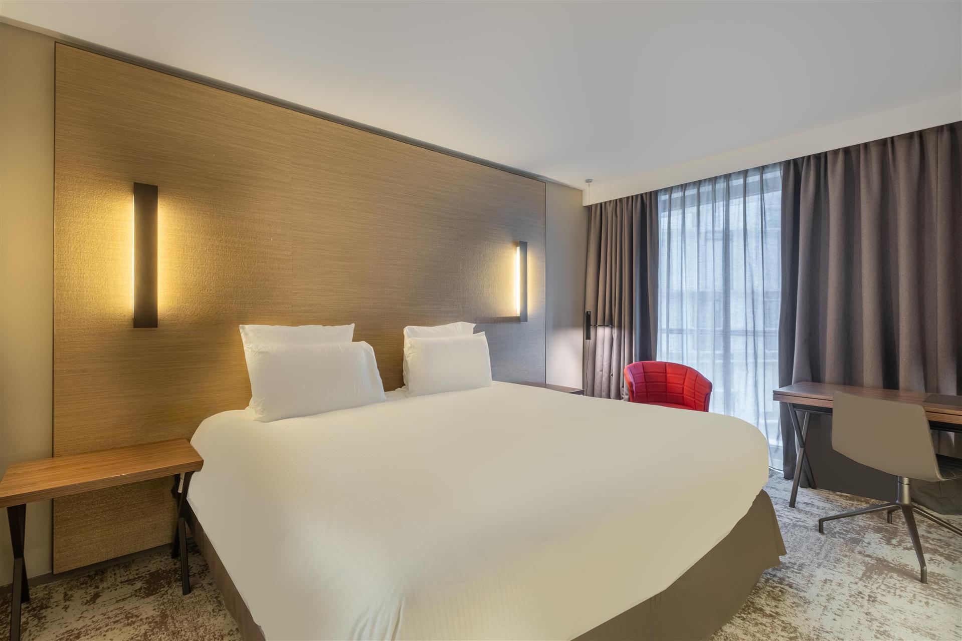 Radisson Blu CDG Airport Terminal Hotel, Paris