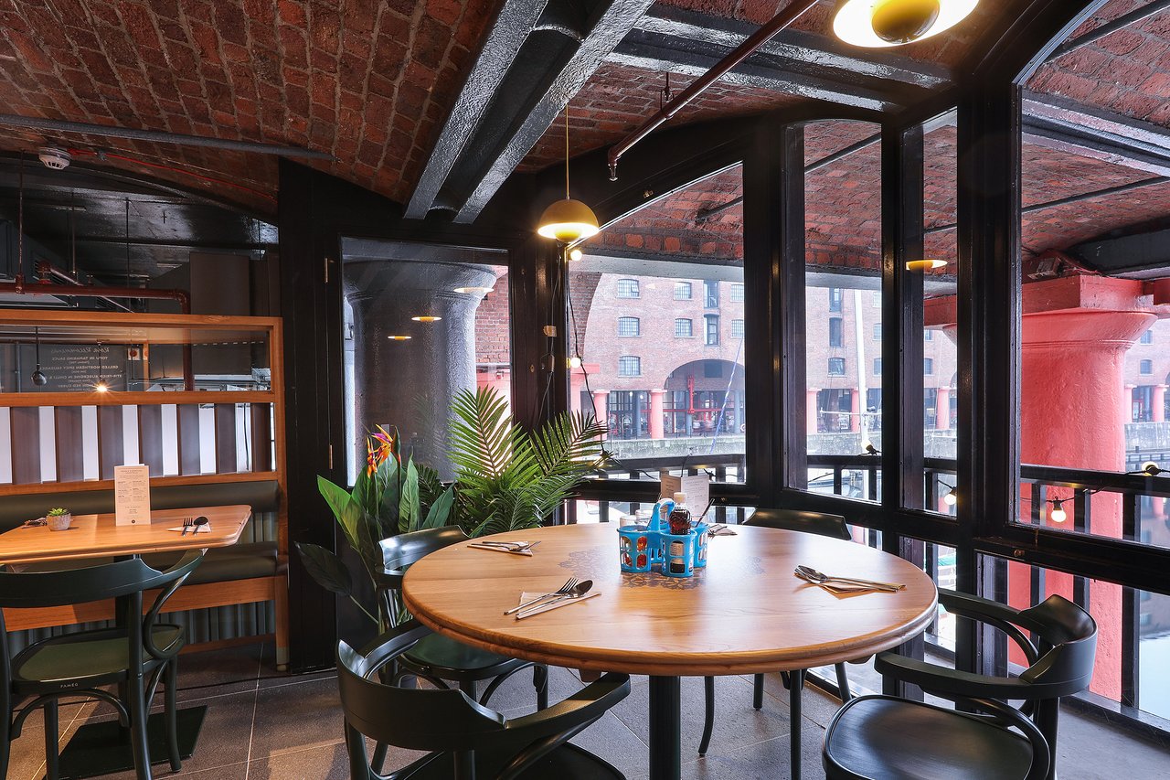 Rosa's Thai Café