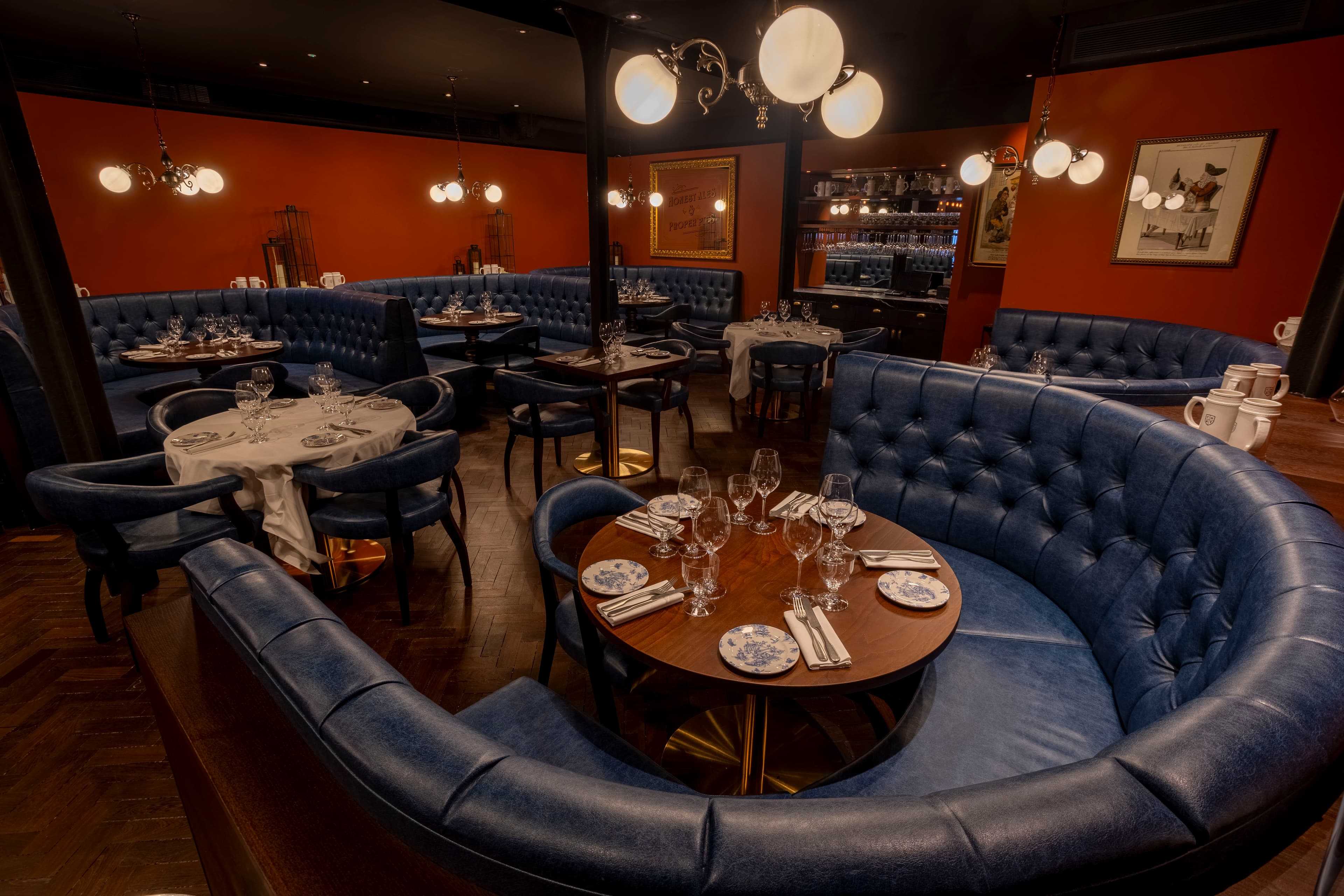 Liverpool Street Chop House & Tavern, Dining / restaurant