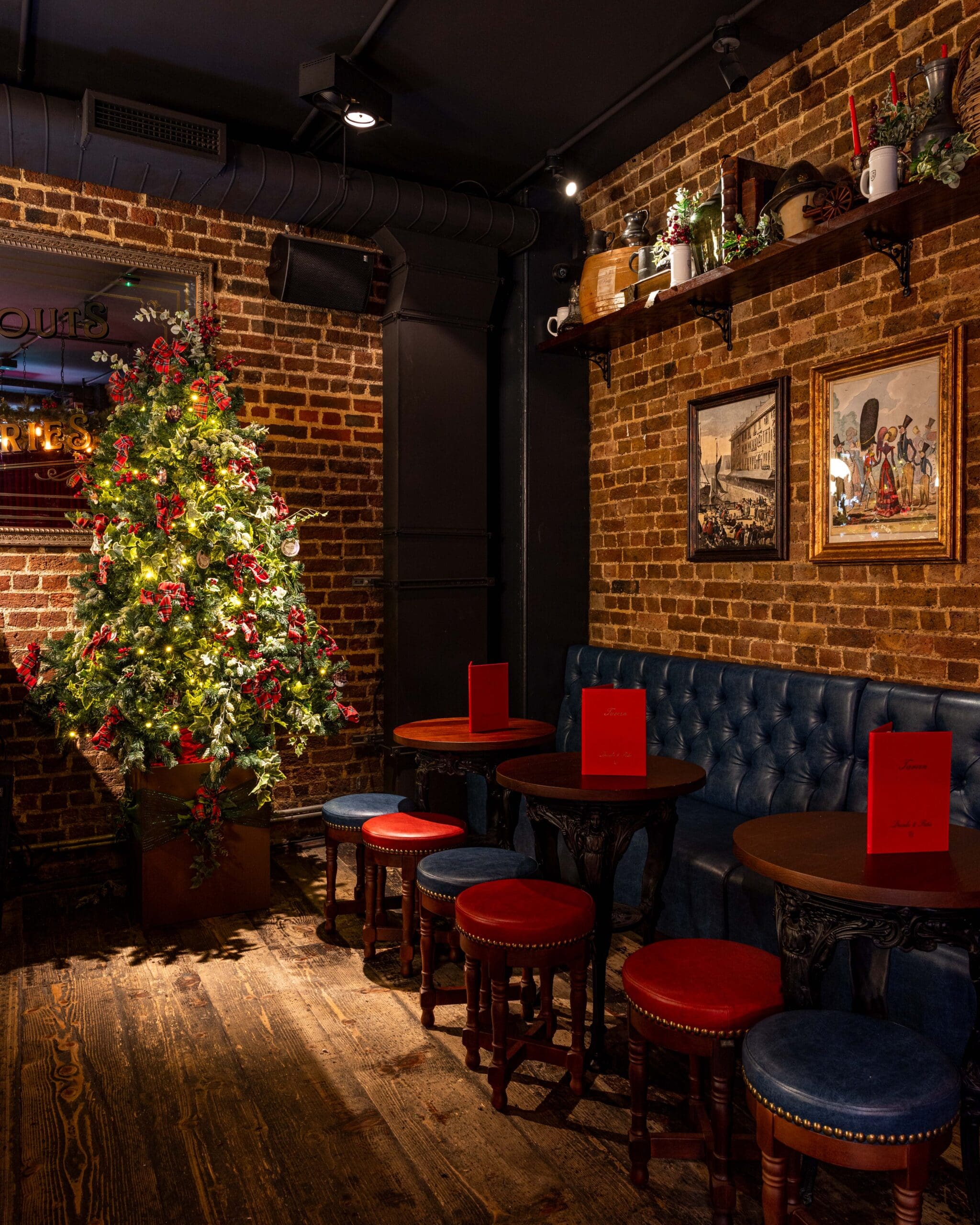 Liverpool Street Chop House & Tavern, Dining / restaurant