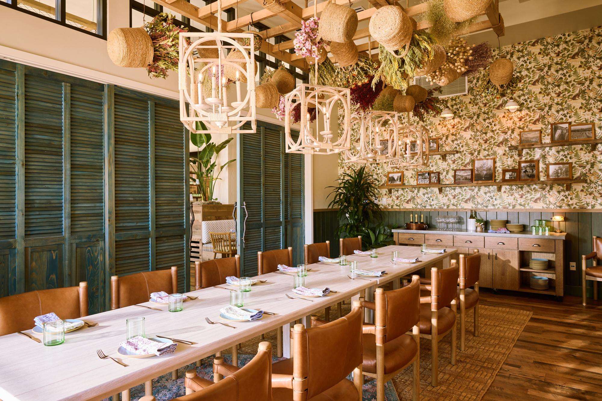 Treehouse Hotel Silicon Valley, Private Dining Room at Valley Goat
