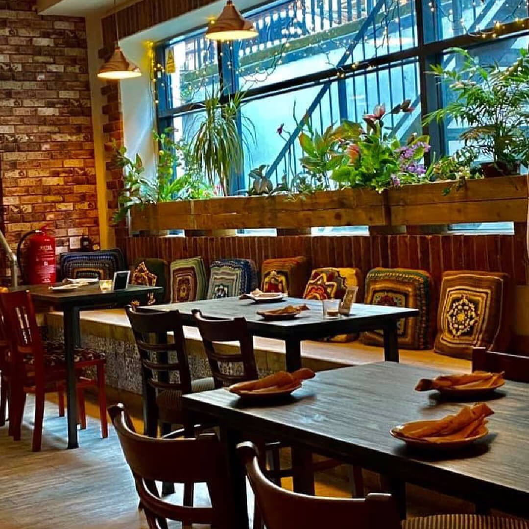 La Taberna, Dining / restaurant