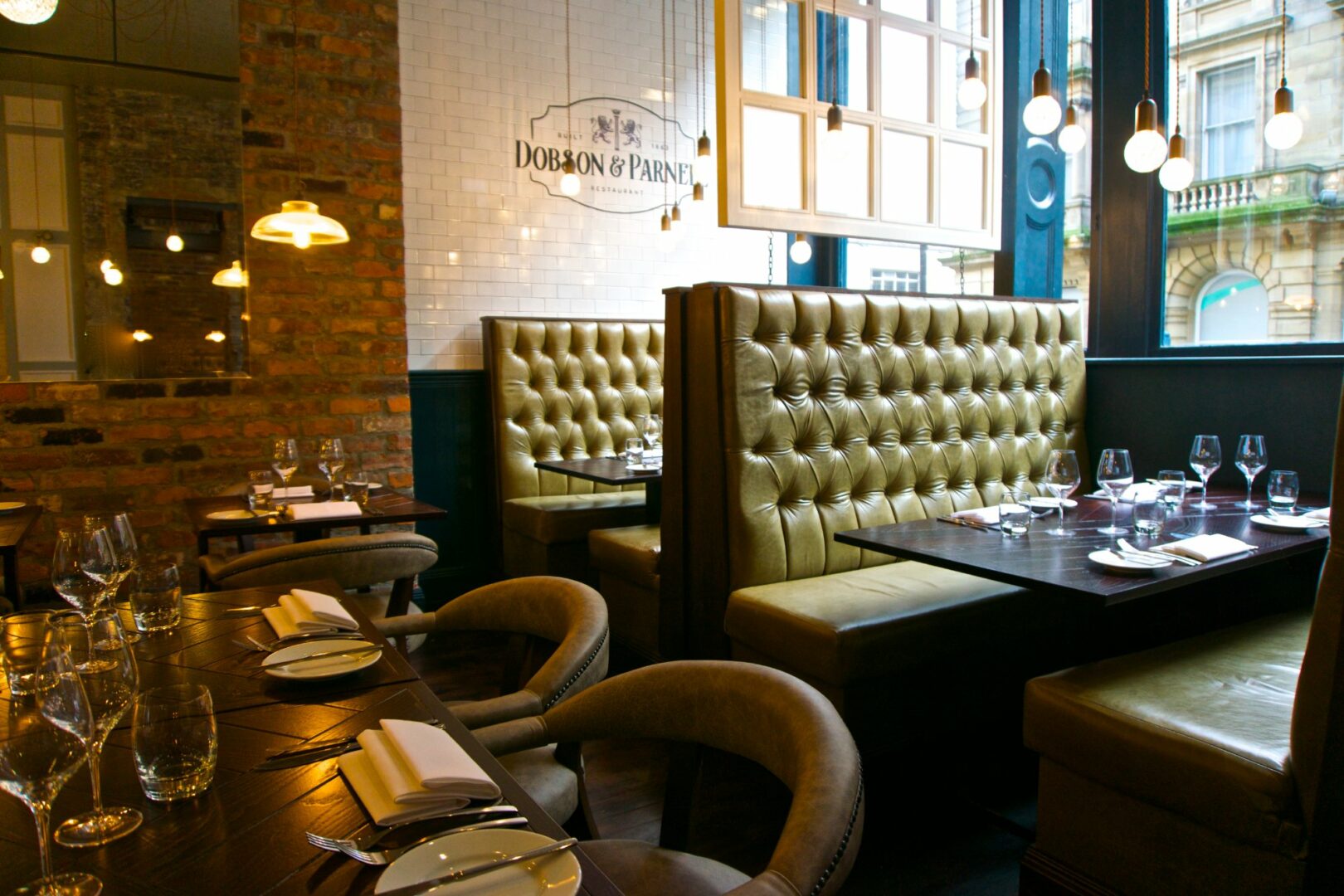 Dobson and Parnell, Dining / restaurant