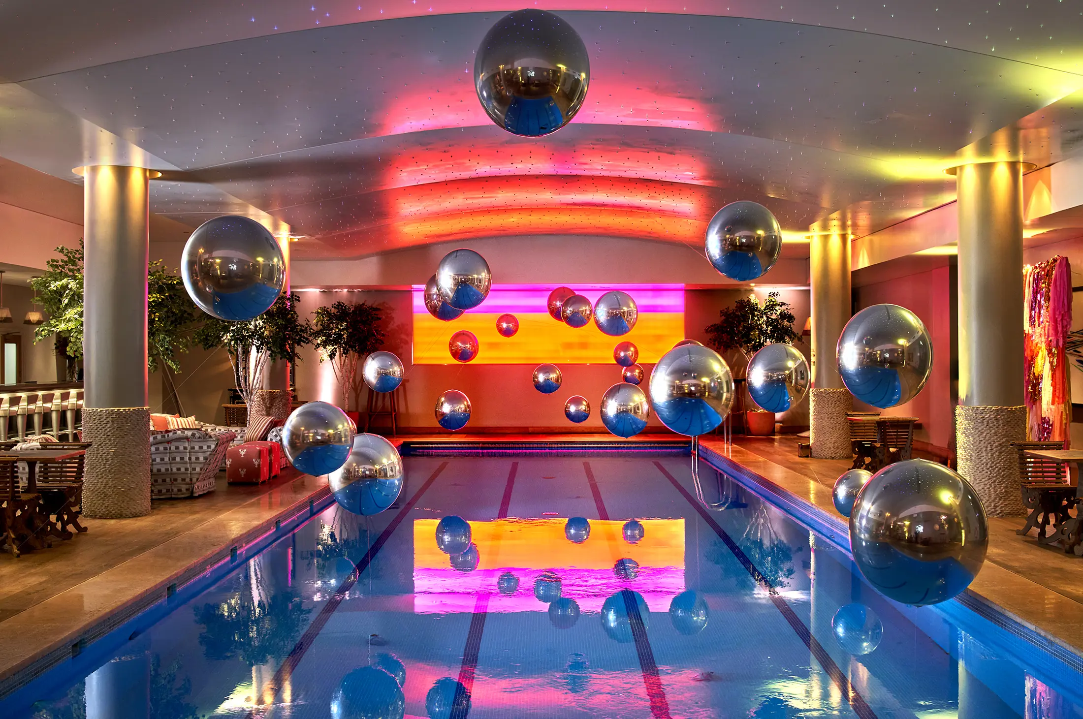 Haymarket Hotel, Swimming Pool & Bar