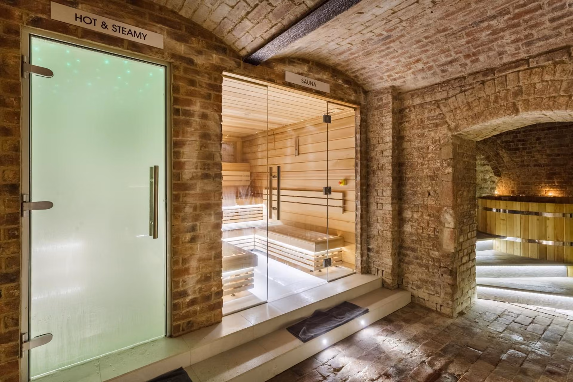Brighton Harbour Hotel, Spa / leisure