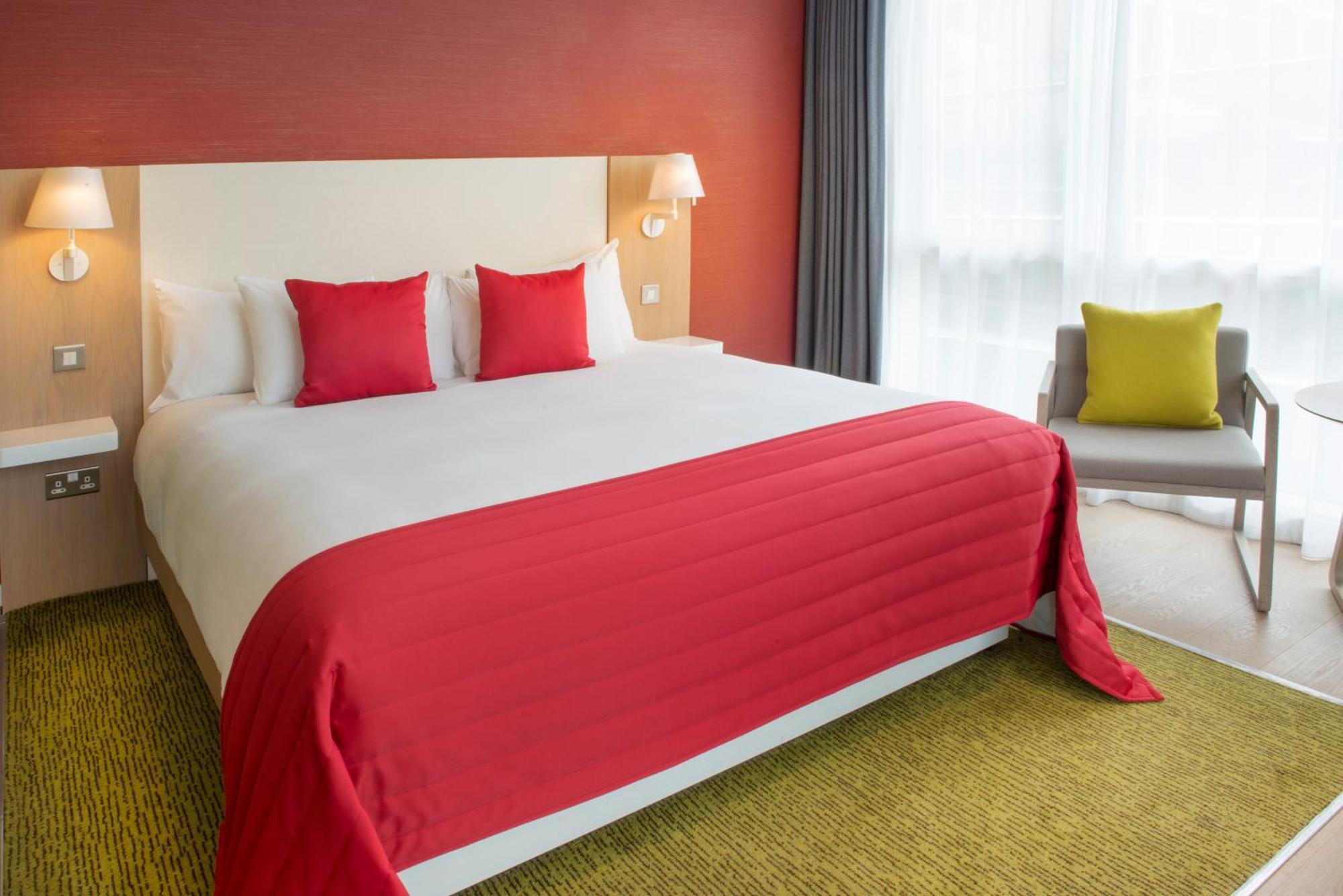 The Orchard Hotel & Restaurant, Bedroom